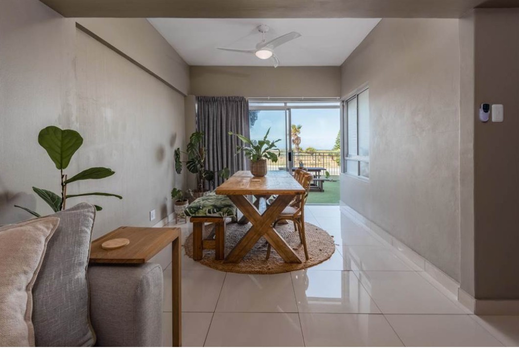 Apartment for sale in Summerstrand, Port Elizabeth, 59 m²