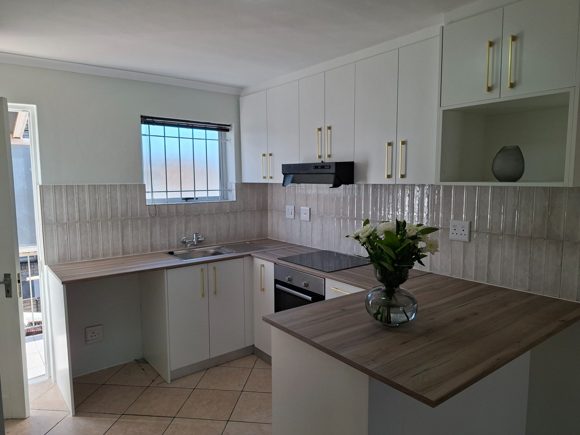 1 Bedroom Loft Apartment To Rent in Durbanville Central Durbanville Western Cape 4