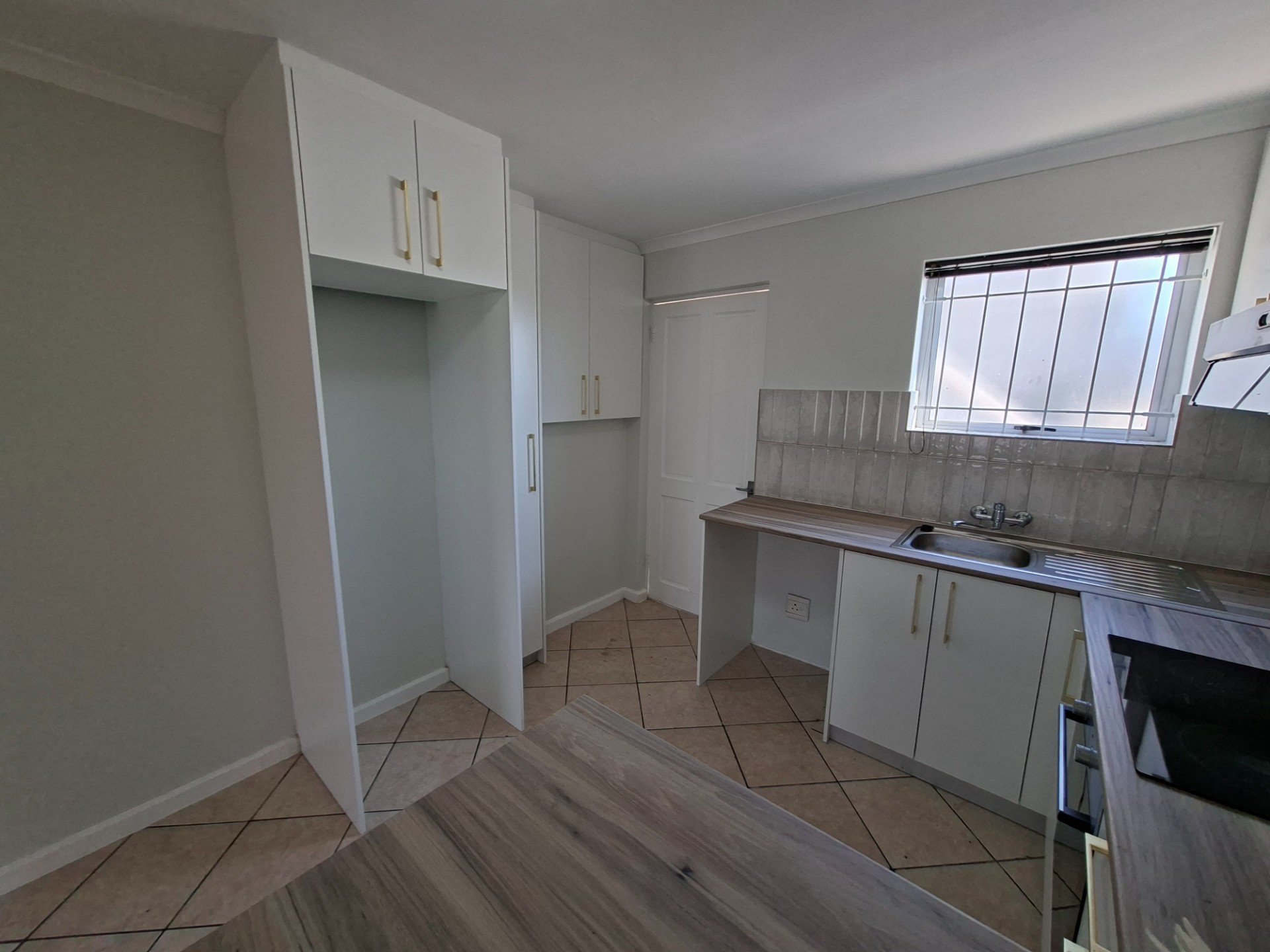 Apartment for rent in Durbanville Central, Durbanville, 10, Villa Agostinelli, 33 Church Street, Durbanville Central, Durbanville, Western Cape