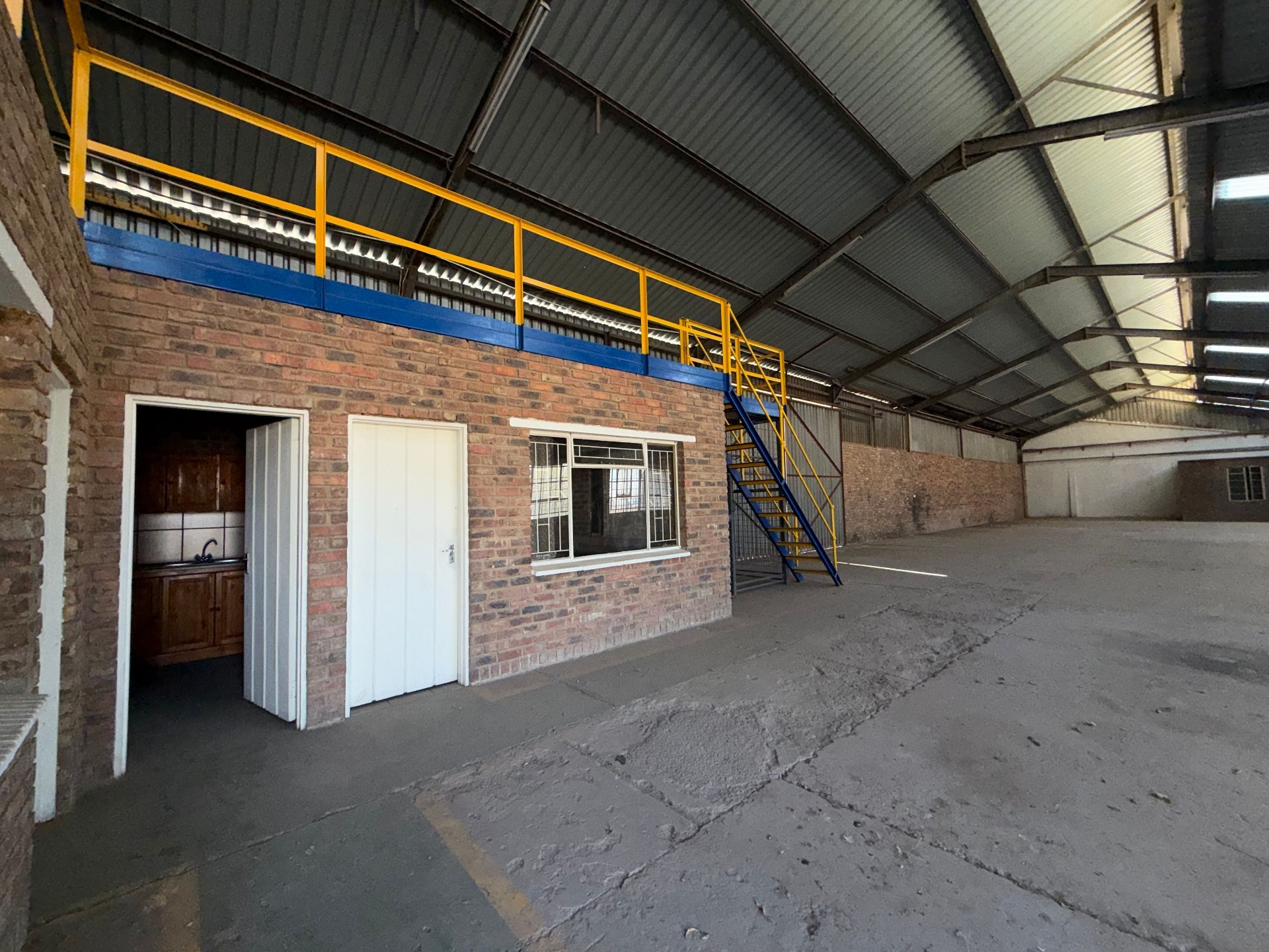 Factory With Offices To Let in Pilkingtons Industrial Park, Meyerton 5