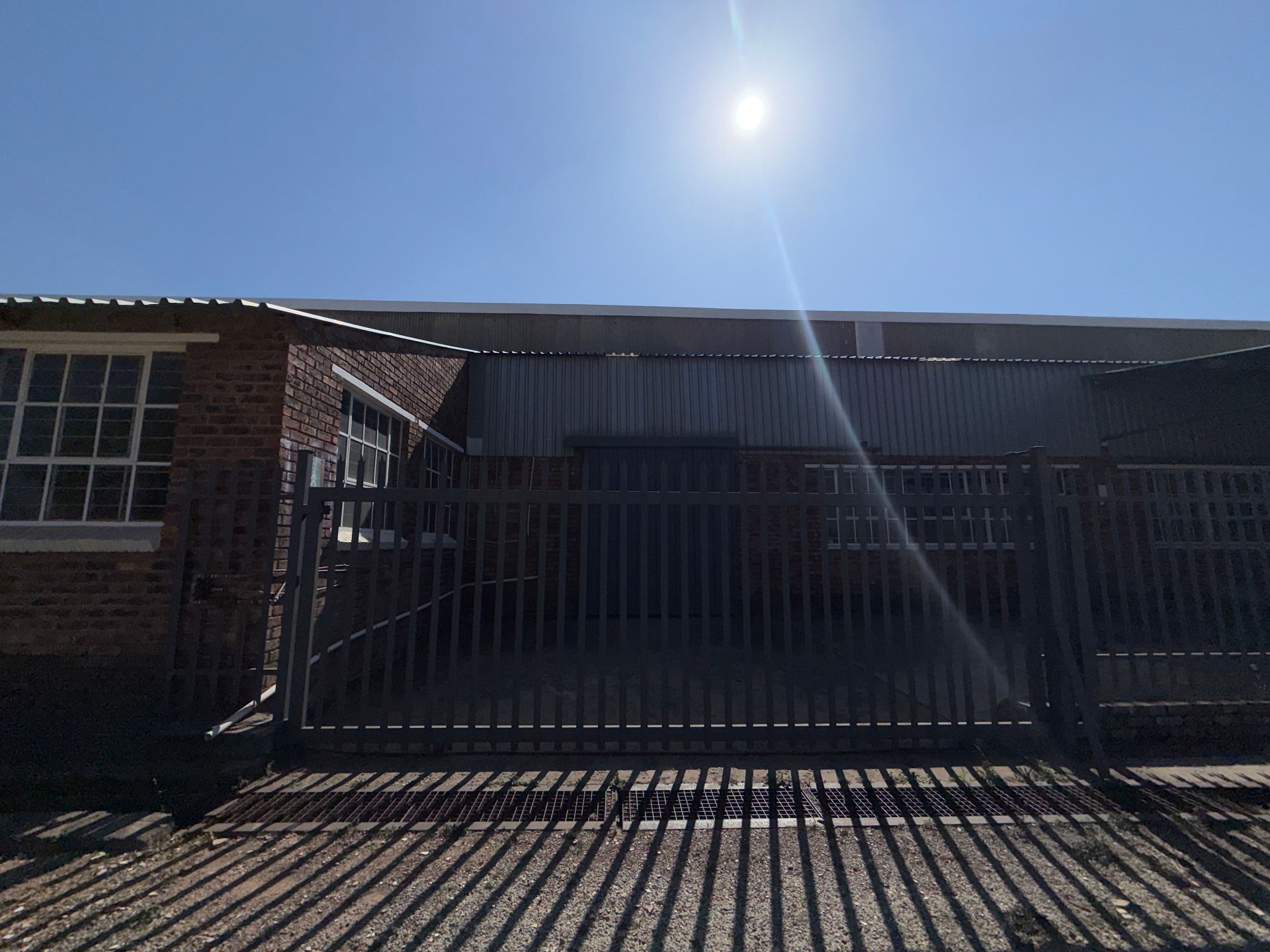 Factory With Offices To Let in Pilkingtons Industrial Park, Meyerton