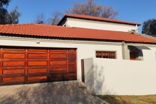 Elegant 4-Bedroom, 3-Bathroom House for Rent- Fourways