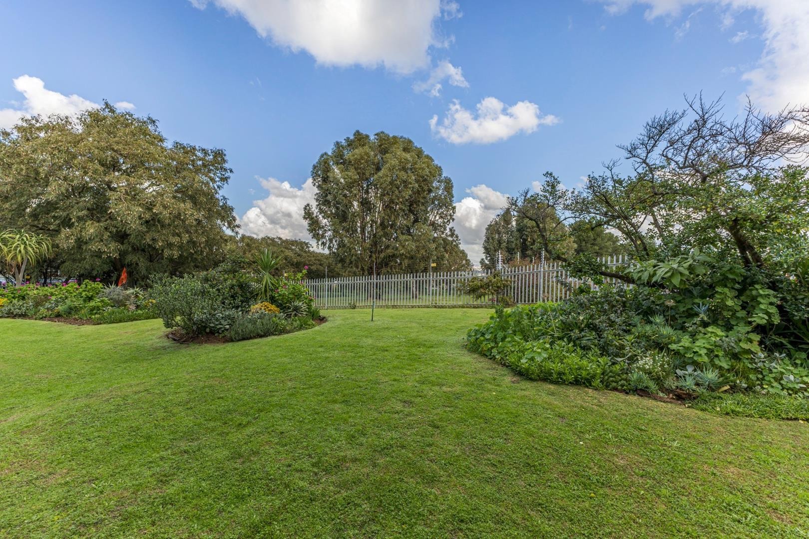 Townhouse for sale in Plattekloof 1, Plattekloof, Parow, 126 m²