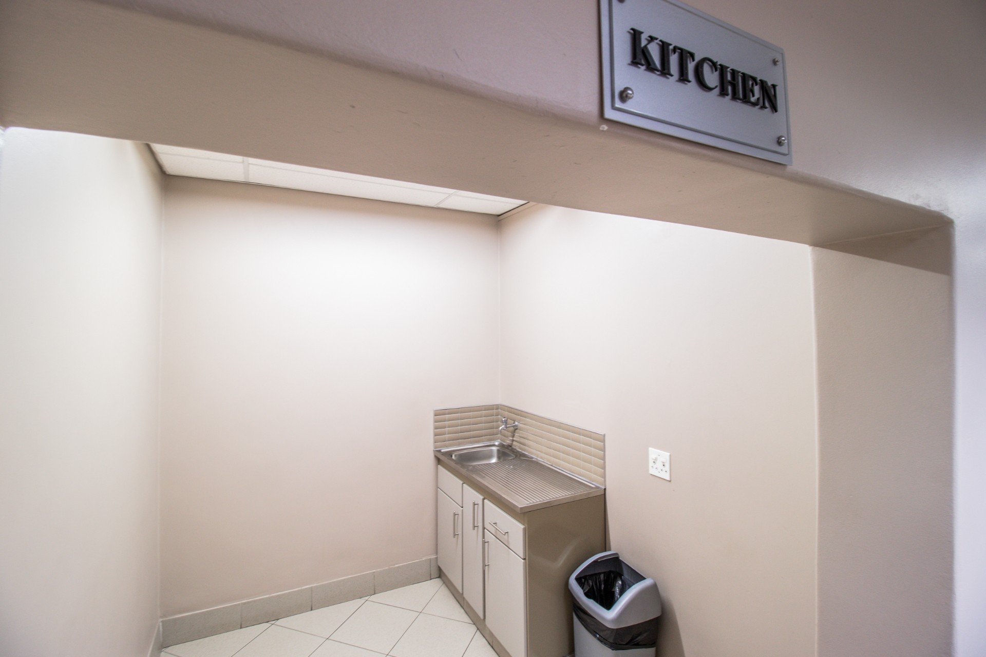 Commercial Property for rent in Johannesburg Central, Johannesburg, 42 m²