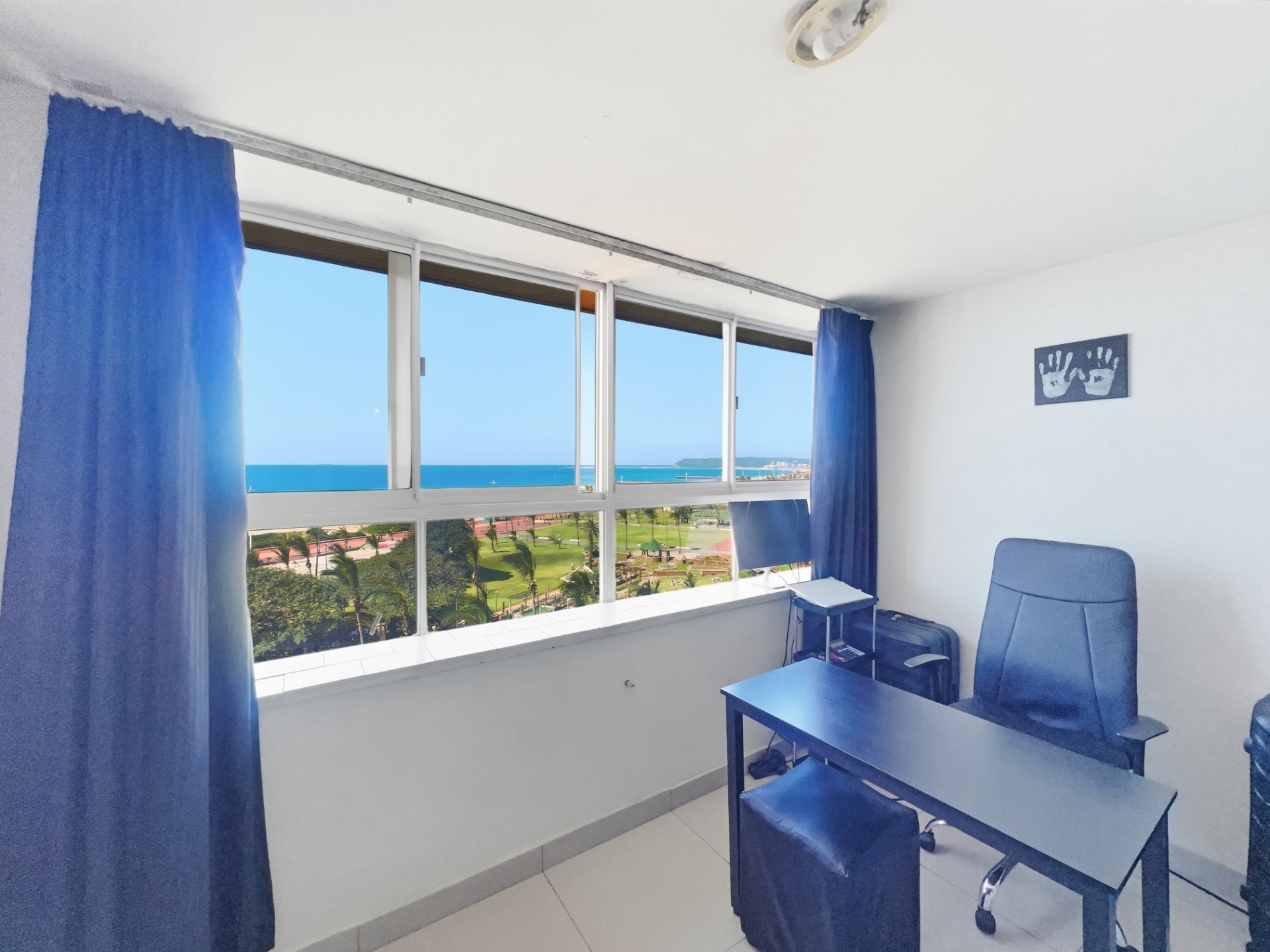 Studio Apartment for sale in North Beach, Durban, KwaZulu Natal, 605 (6th floor), Golden Sands, 95 Snell Parade, North Beach, Durban, KwaZulu Natal, 45 m²