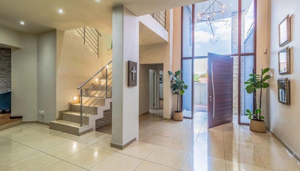 House for sale in Dowerglen Ext 5, Dowerglen, Edenvale, 470 m²