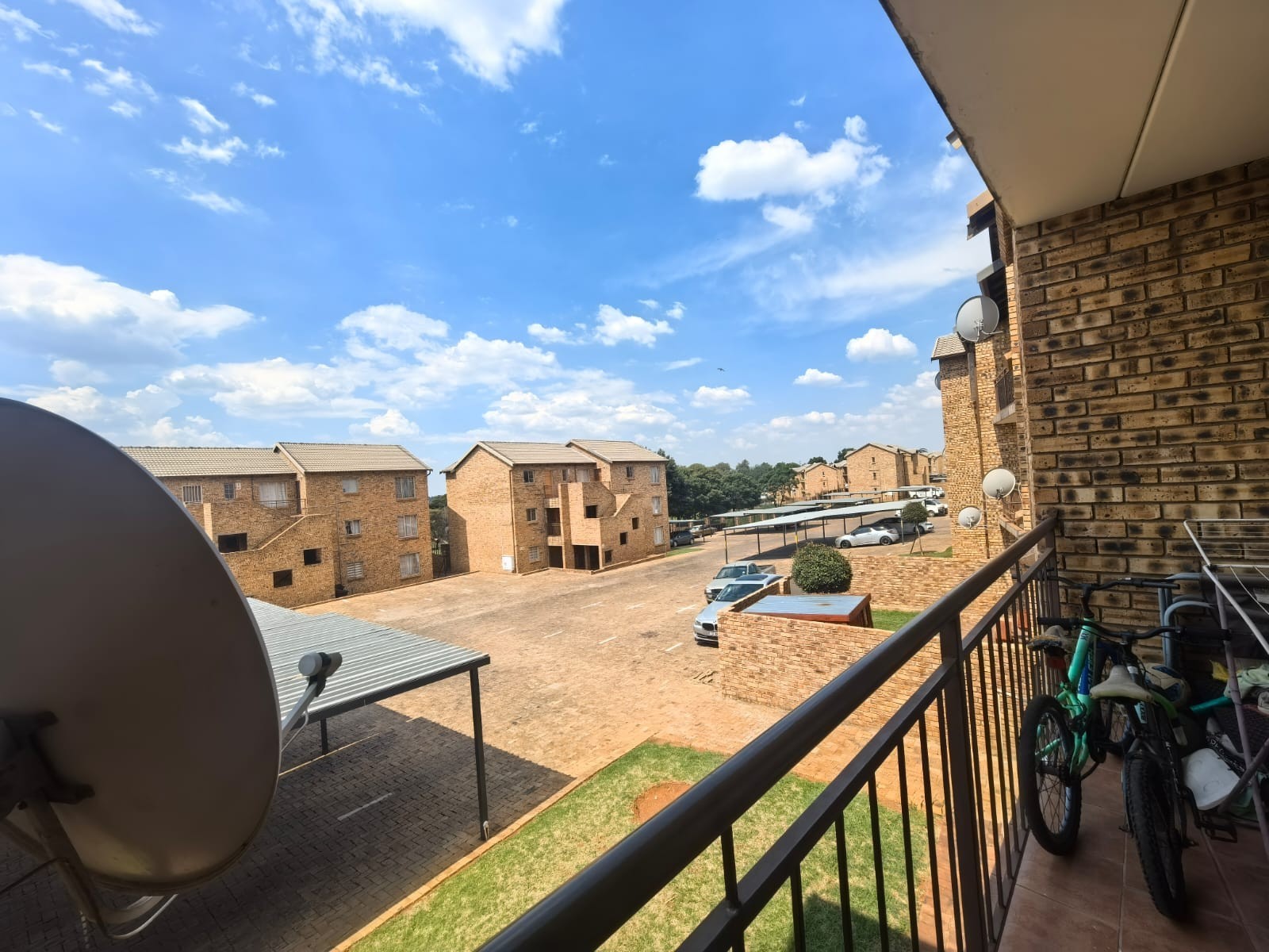 Townhouse for sale in Chloorkop, Kempton Park