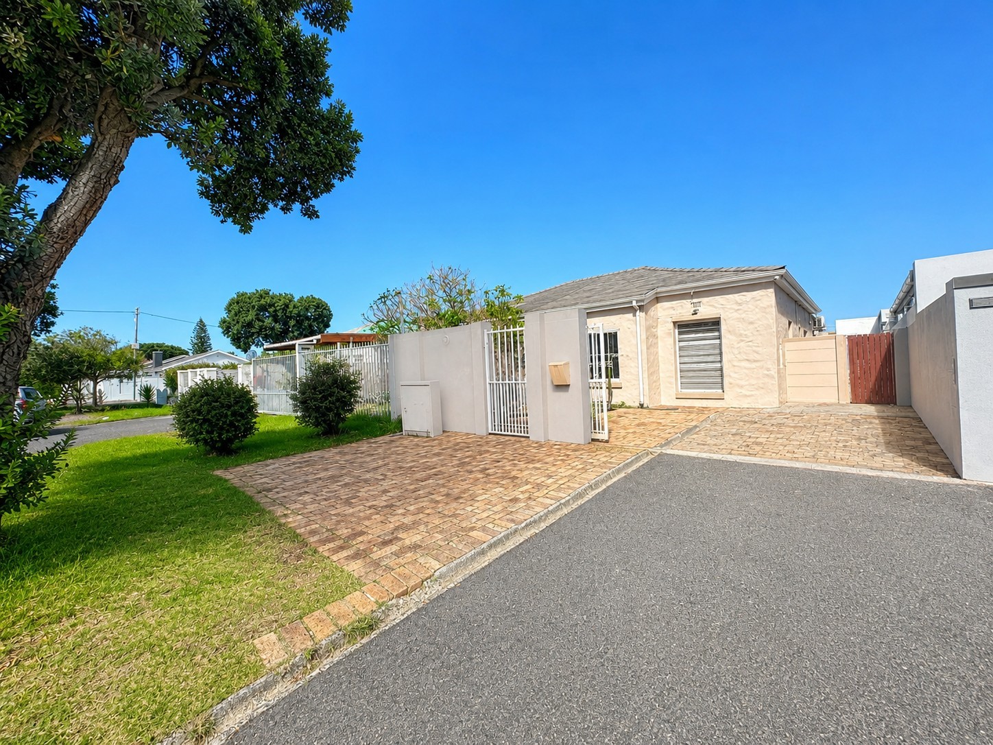 House for sale in Rondebosch East, Cape Town, 91 m²