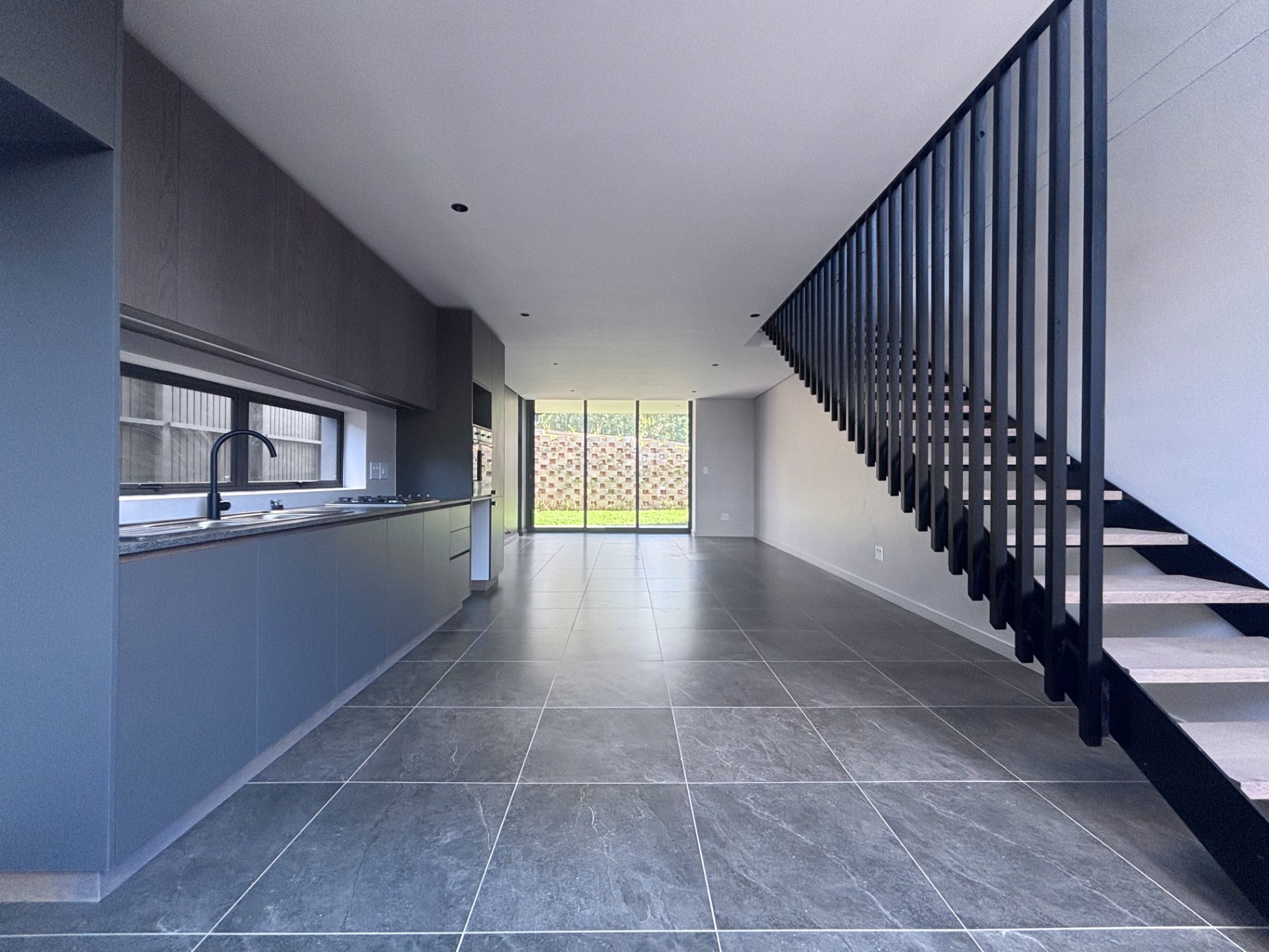 TWO BEDROOM LIVING DONE THE ELALENI WAY 4