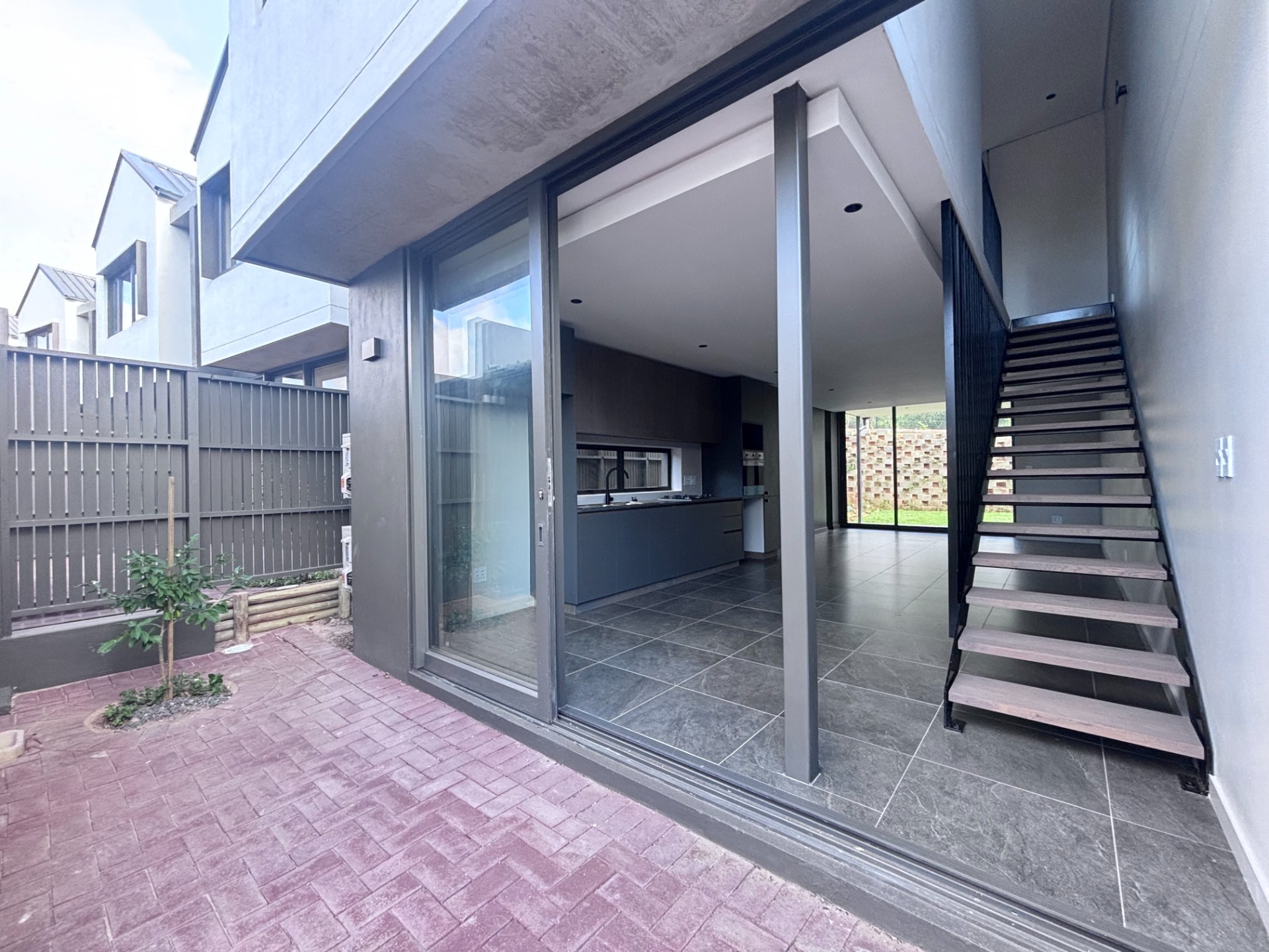 TWO BEDROOM LIVING DONE THE ELALENI WAY 3