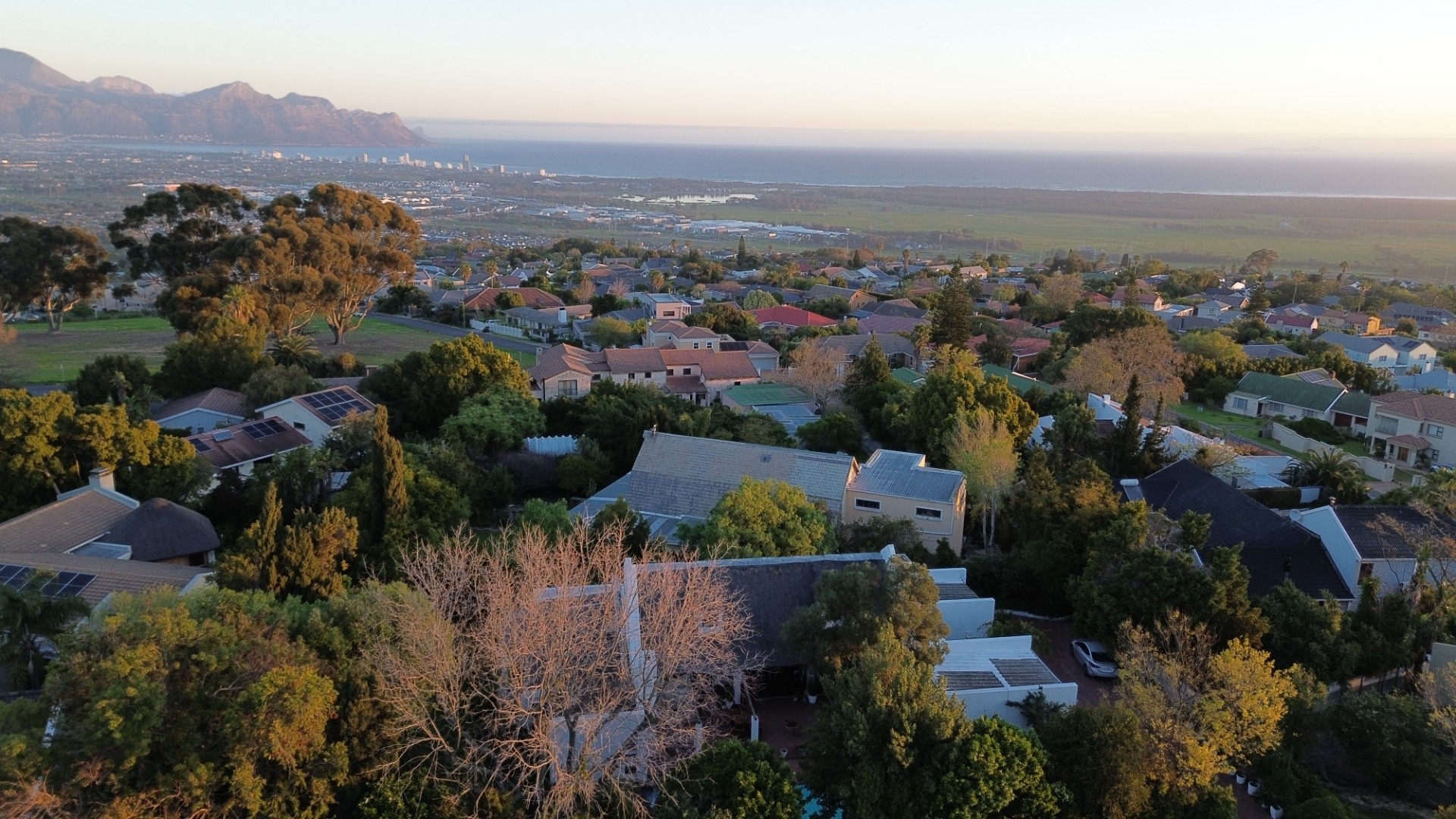 House for sale in Steynsrust, Somerset West, 220 m²