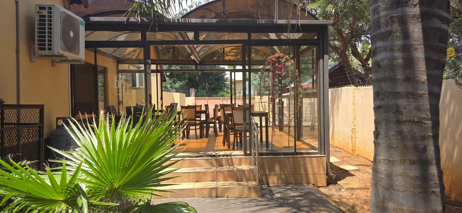 Guest House for sale in Clubview, Centurion, 822 m²