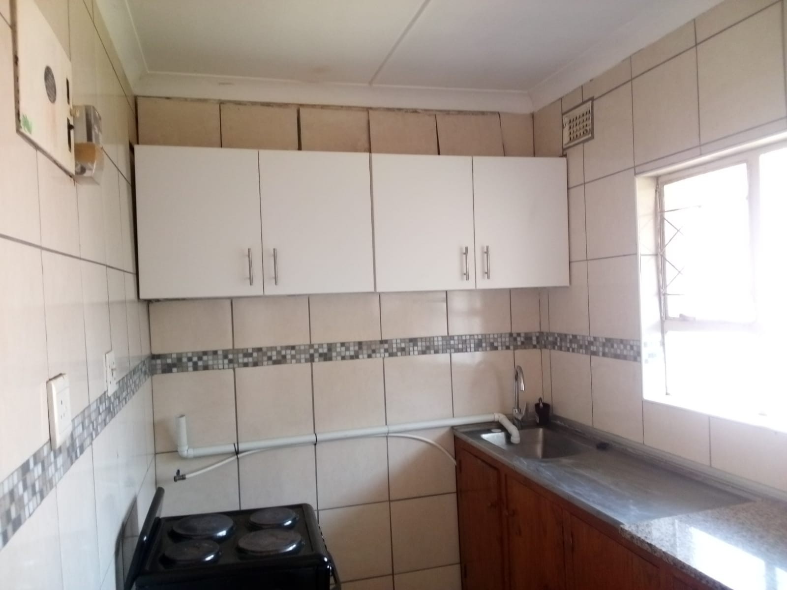 Apartment for rent in Essenwood, Durban, KwaZulu Natal