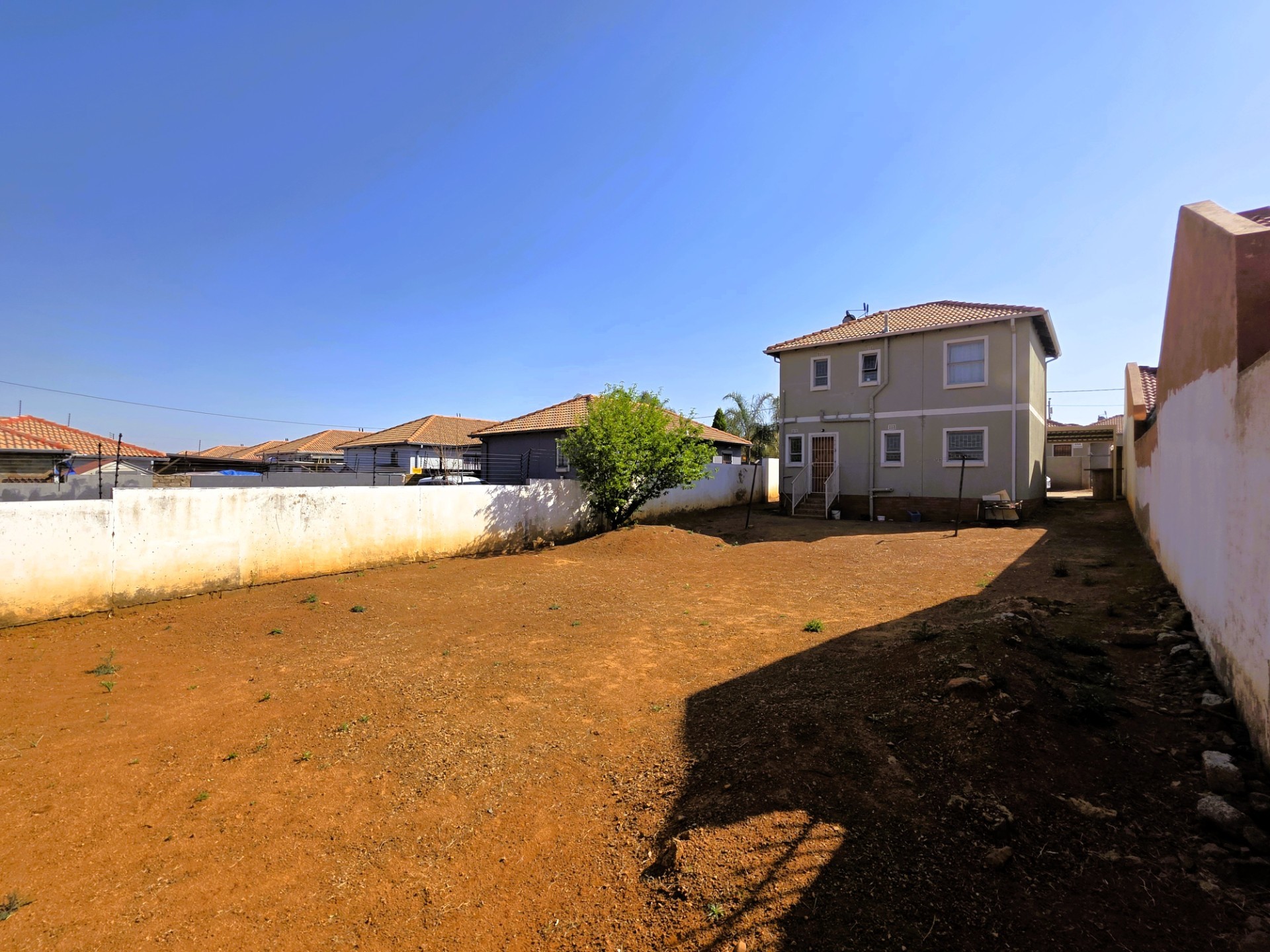 Duplex for sale in Glenway Estate, Pretoria, 95 m²