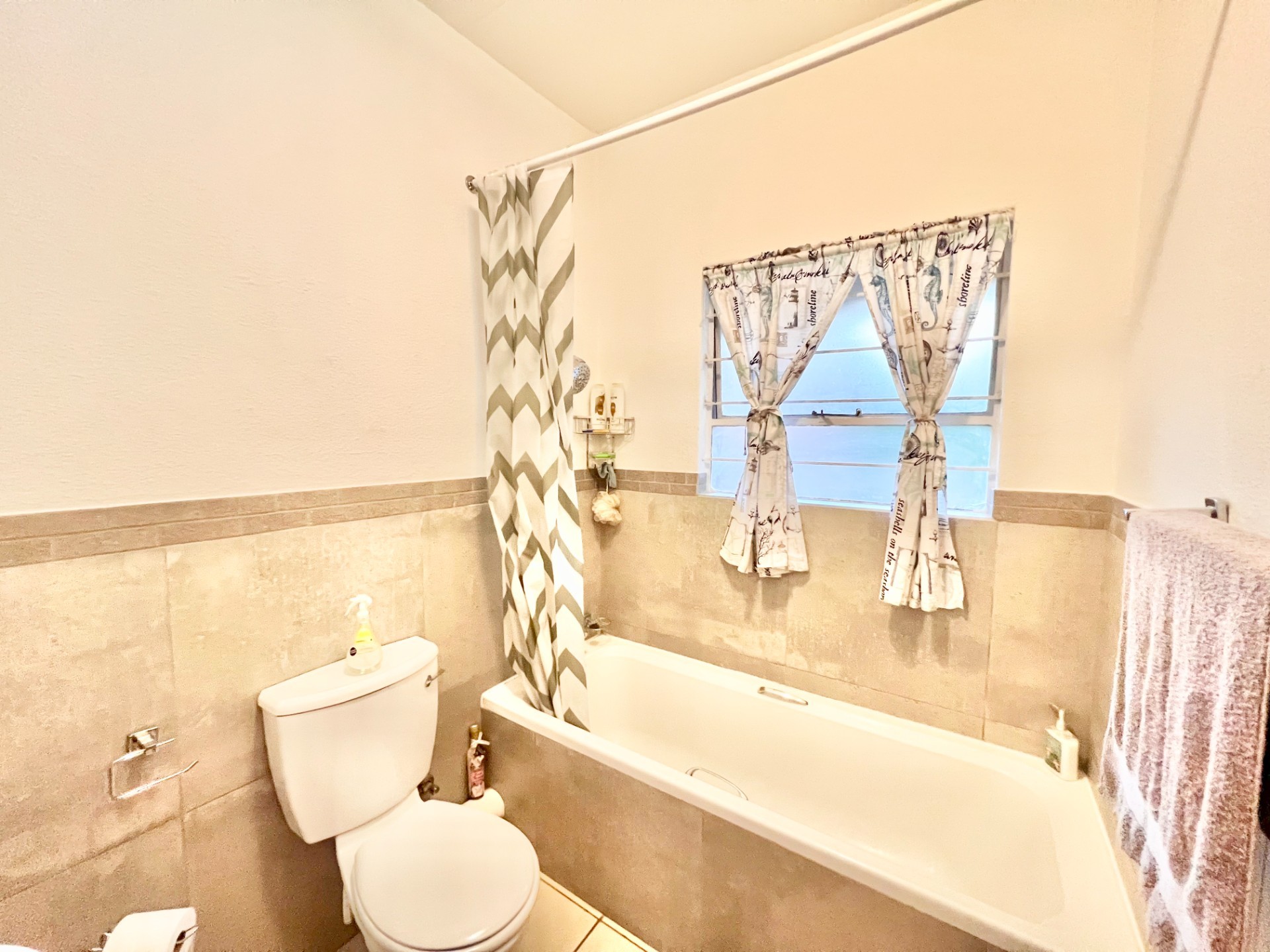 Apartment for sale in Halfway Gardens, Midrand, 64 m²