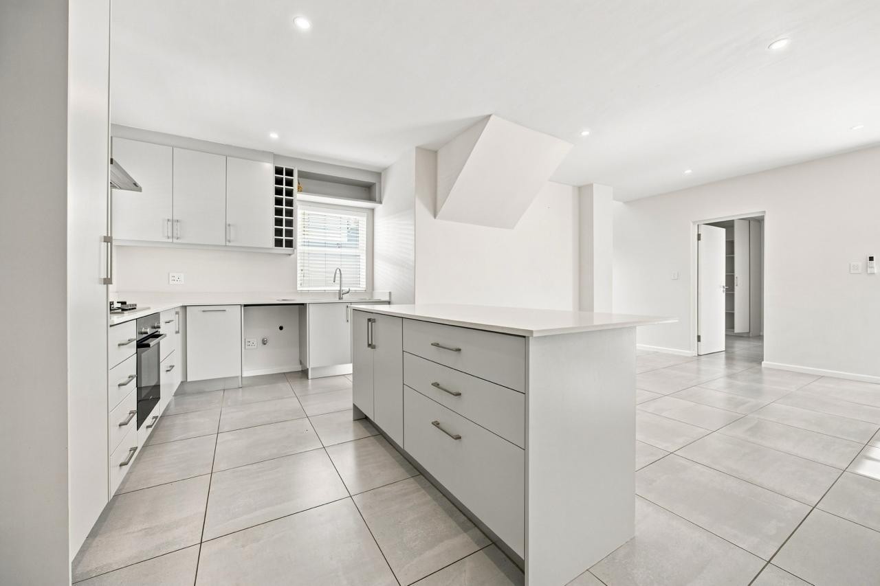 House for sale in Mountain Crest Private Estate, Paarl, 155 m²