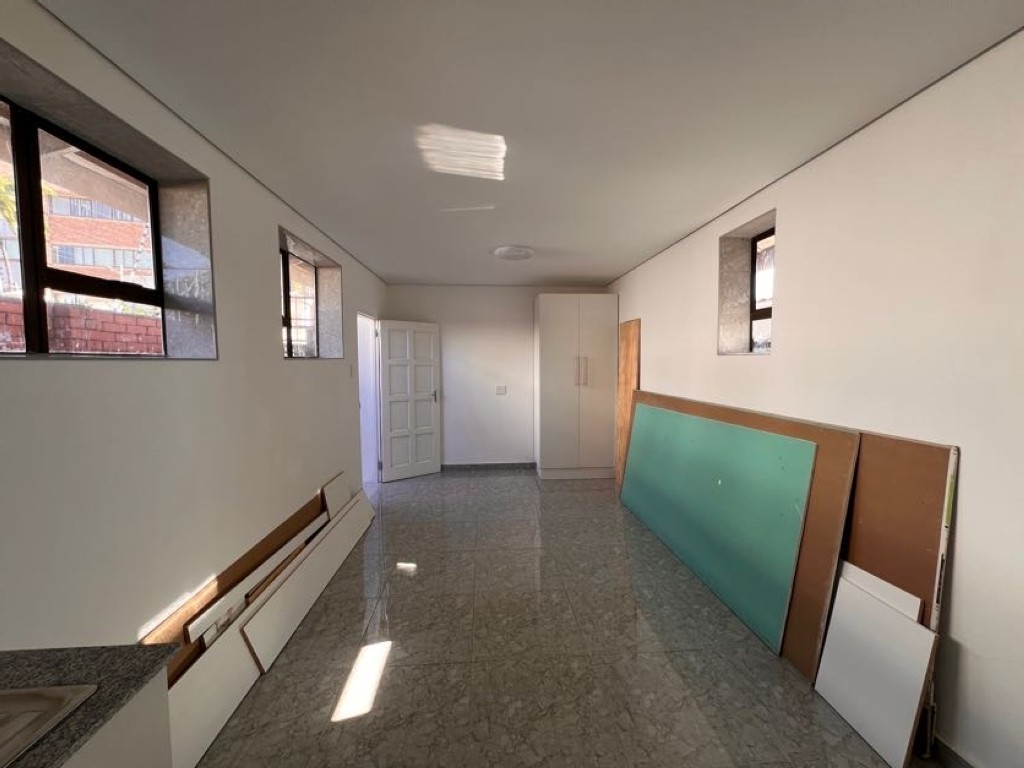 Studio Apartment for rent in Musgrave, Durban, KwaZulu Natal, 40 m²