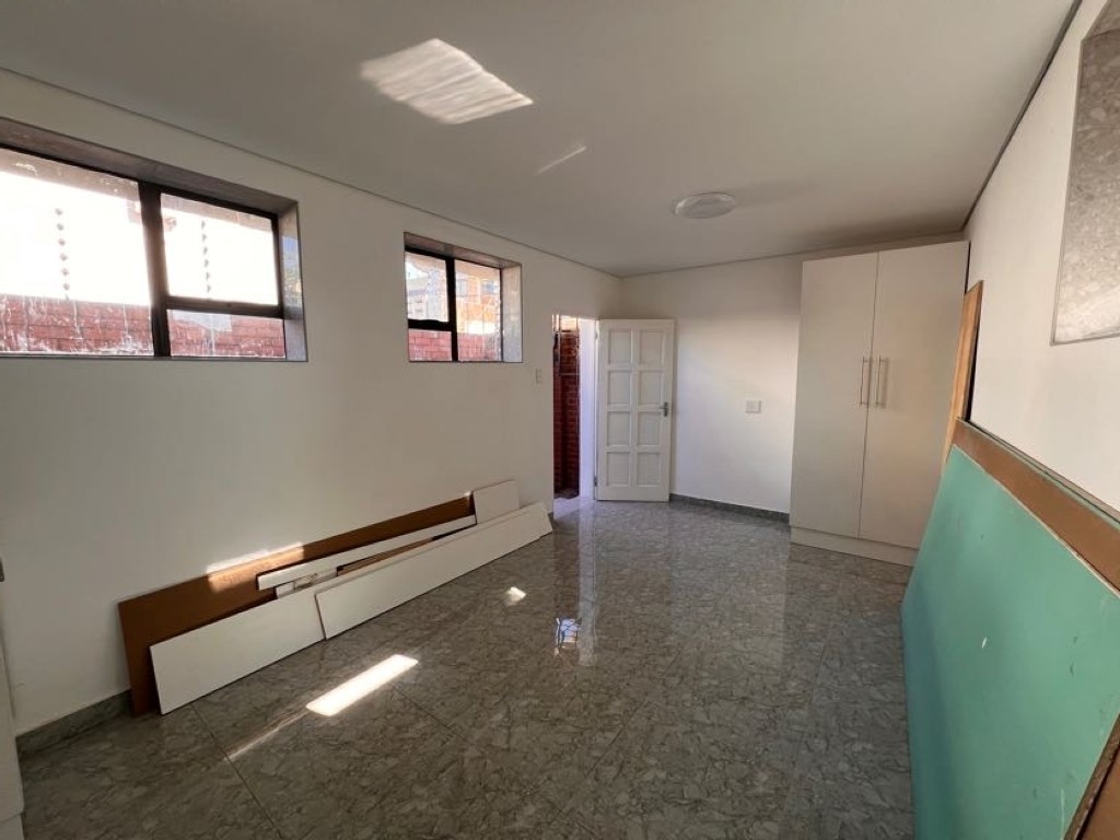 Studio Apartment for rent in Musgrave, Durban, KwaZulu Natal, 40 m²