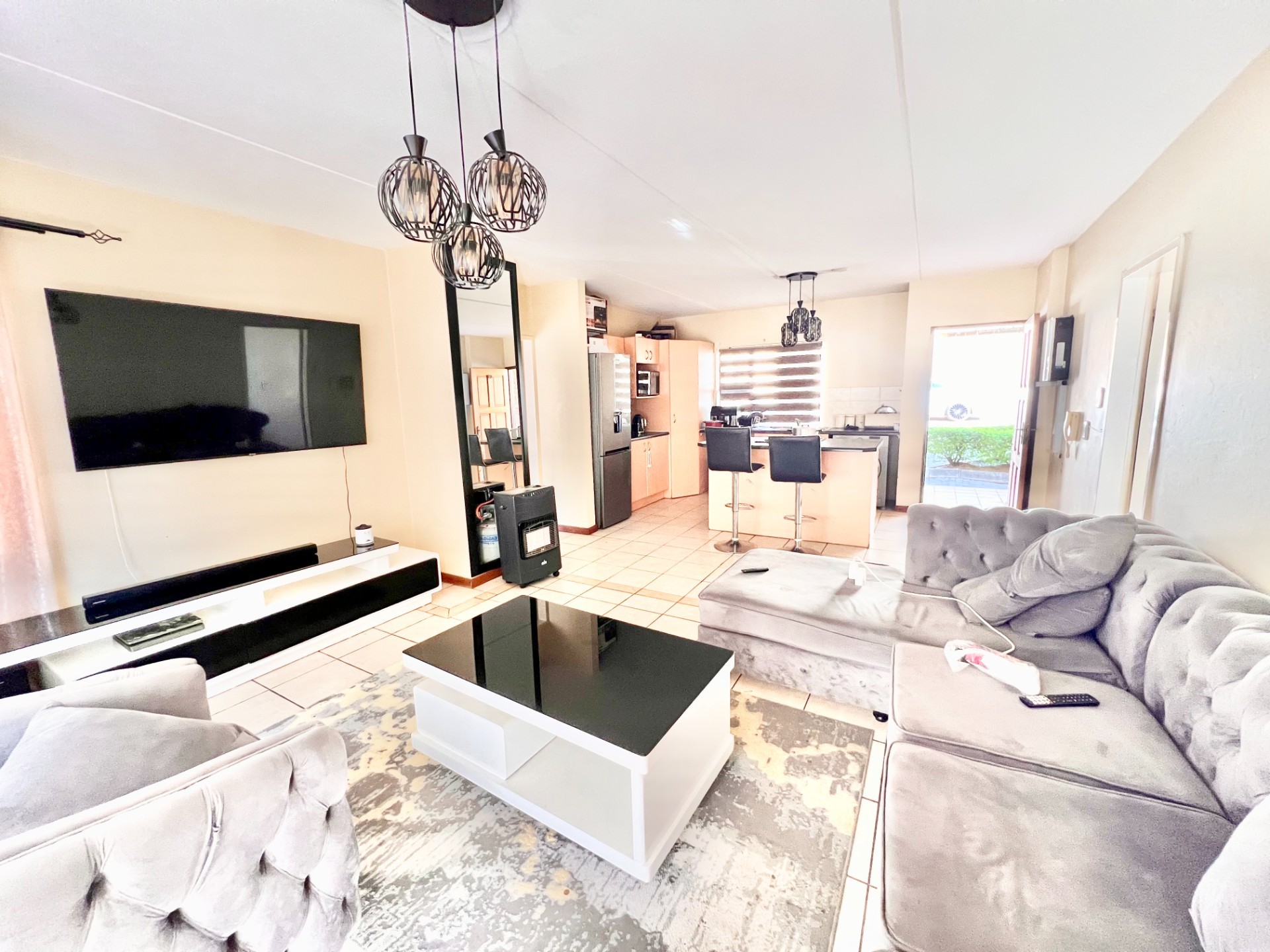 Apartment for rent in Midridge Park, Midrand, 86 m²