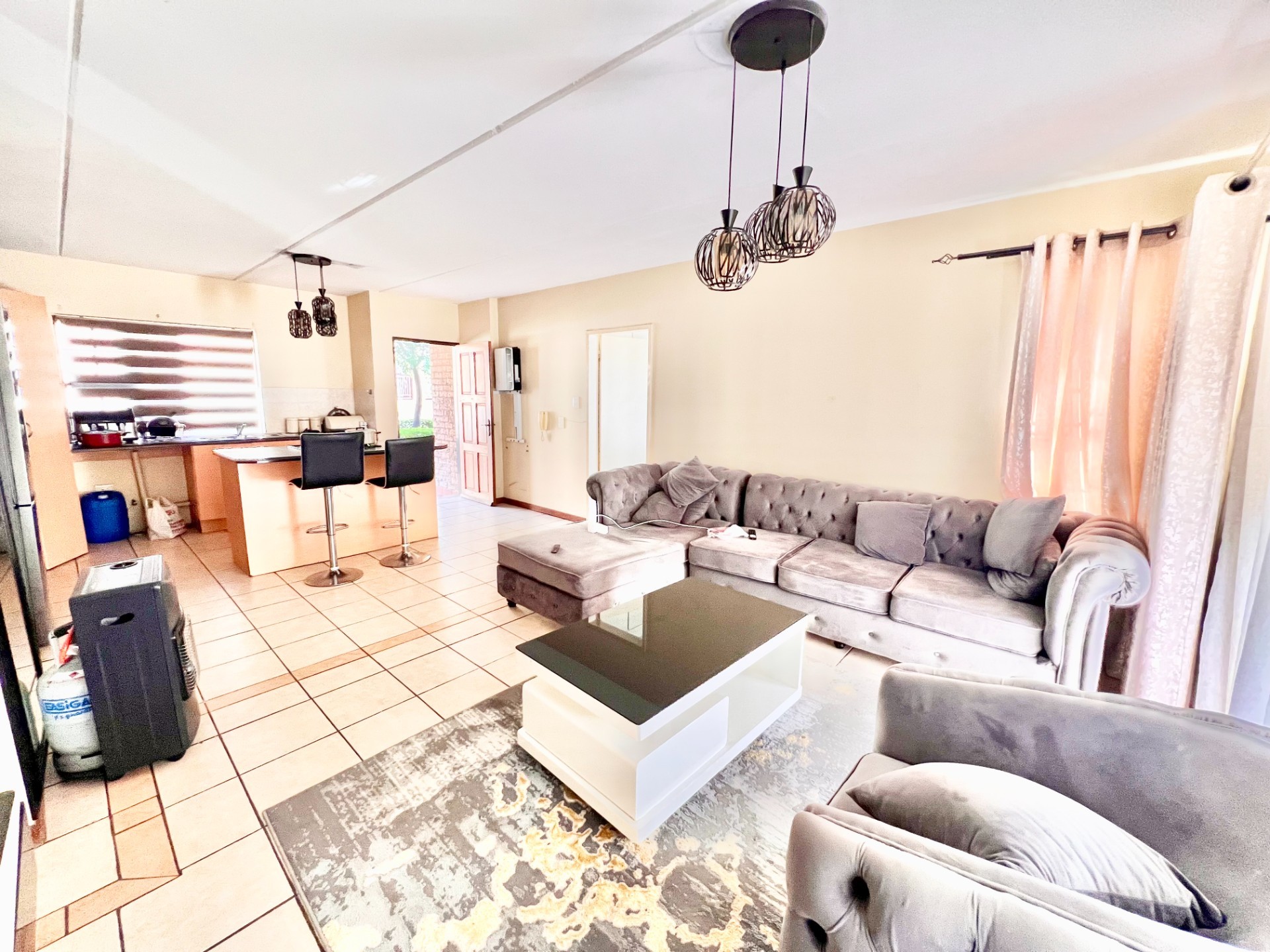 Apartment for rent in Midridge Park, Midrand, 86 m²