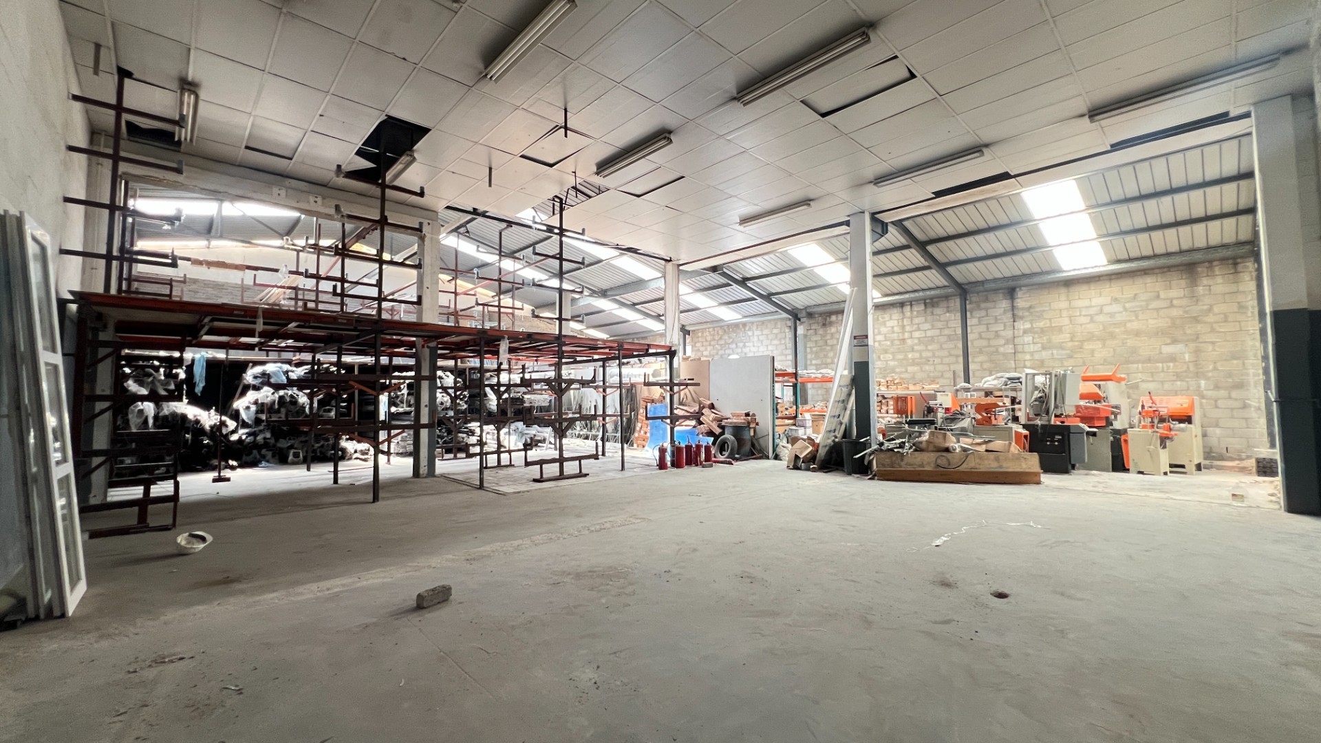 Warehouse for rent in Killarney Gardens, Milnerton, 2945 m²