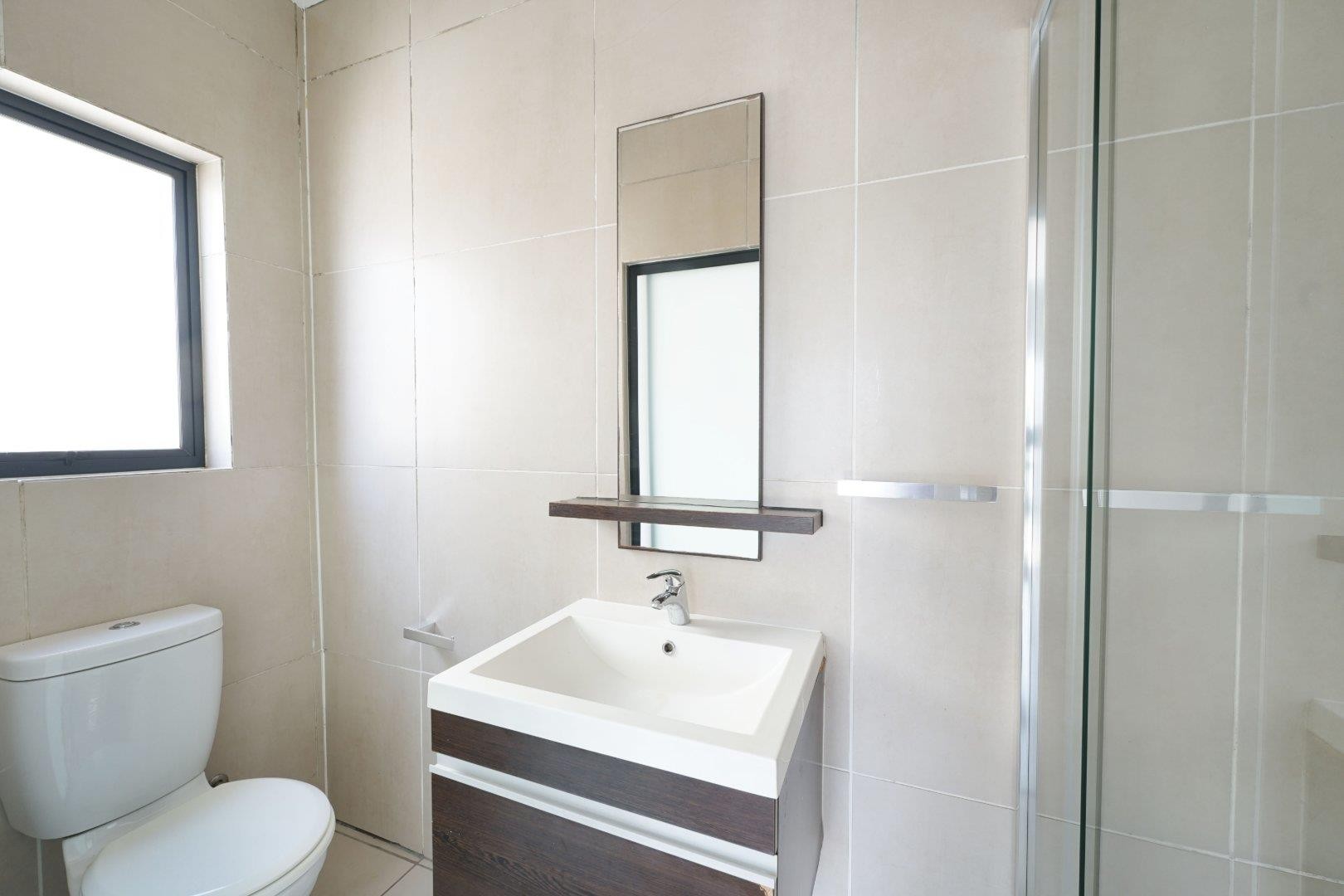 Apartment for sale in Fourways, Sandton, 94 m²