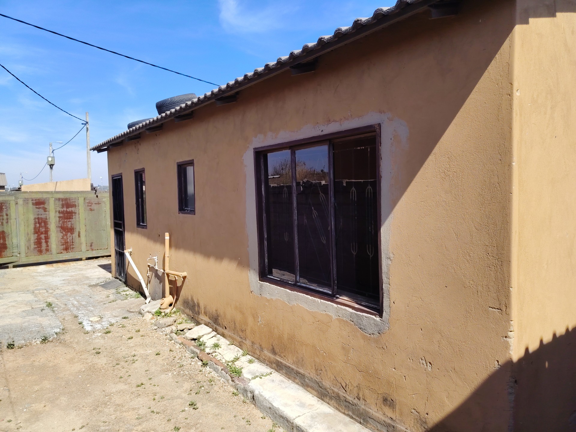 House for sale in Esselen Park, Kempton Park, 190 m²