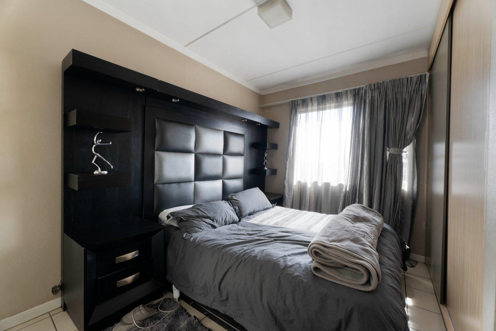 Apartment for sale in Dainfern, Sandton, 66 m²