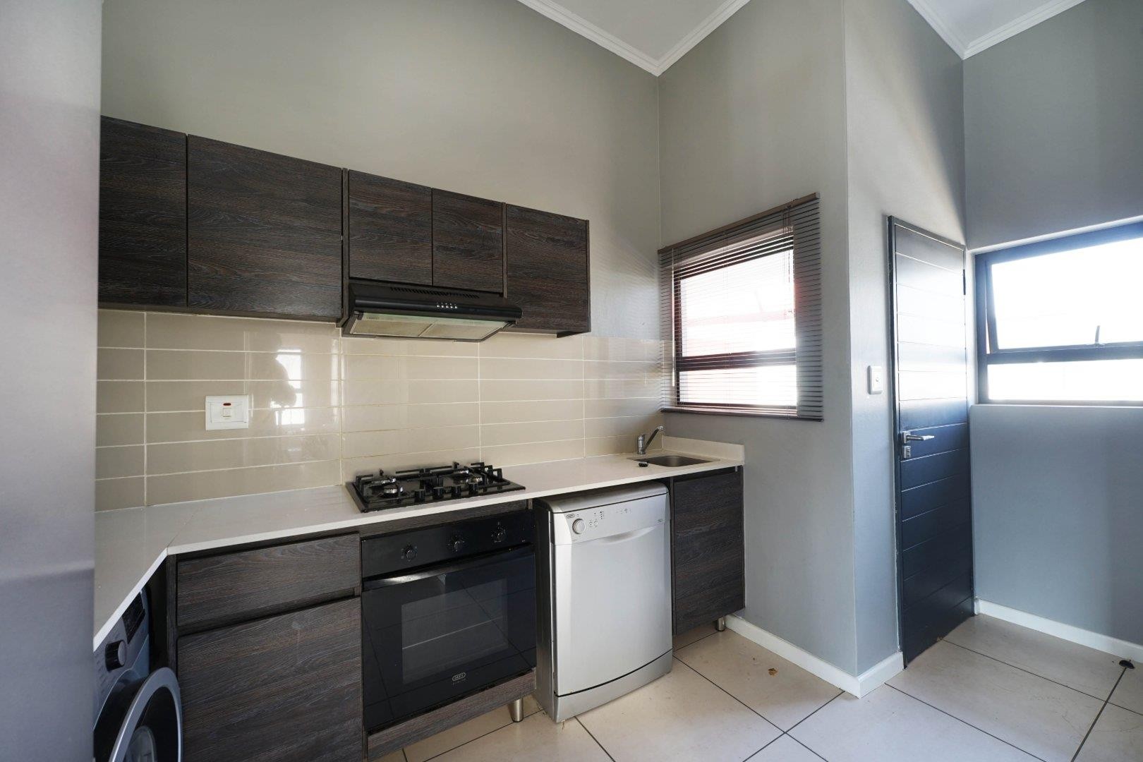 Apartment for rent in Fourways, Sandton, 53 m²