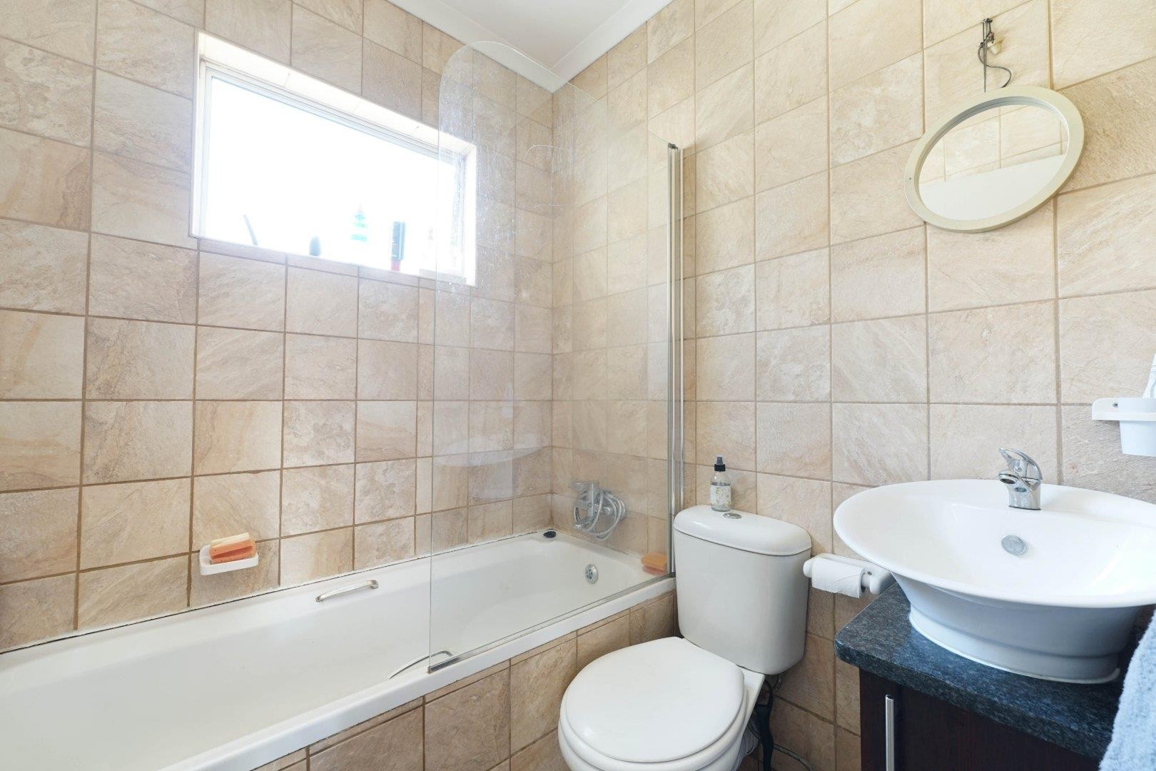 Apartment for sale in Northern Acres, Sandton, 68 m²