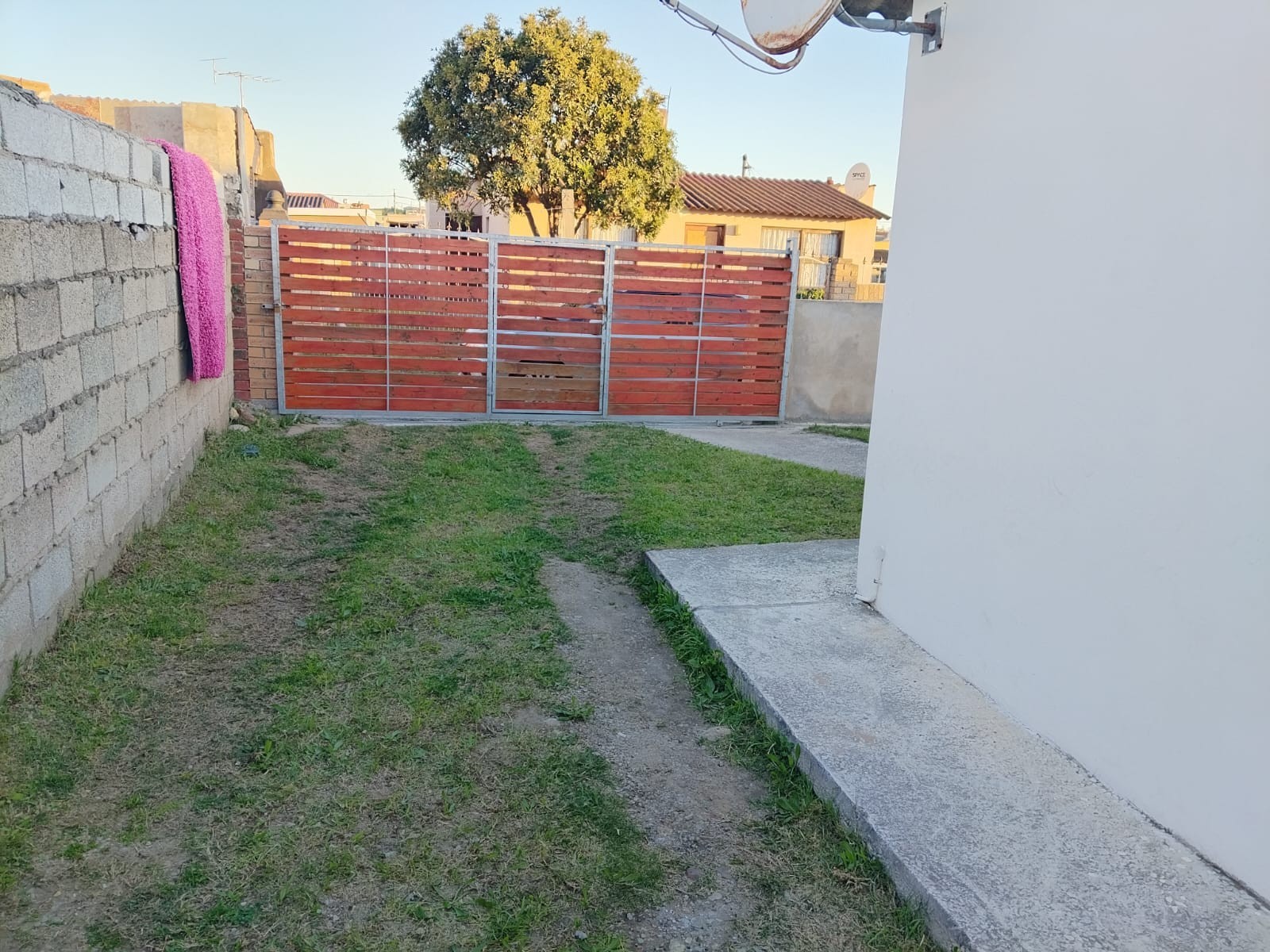 House for sale in Kwazakhele, Port Elizabeth, 45 m²