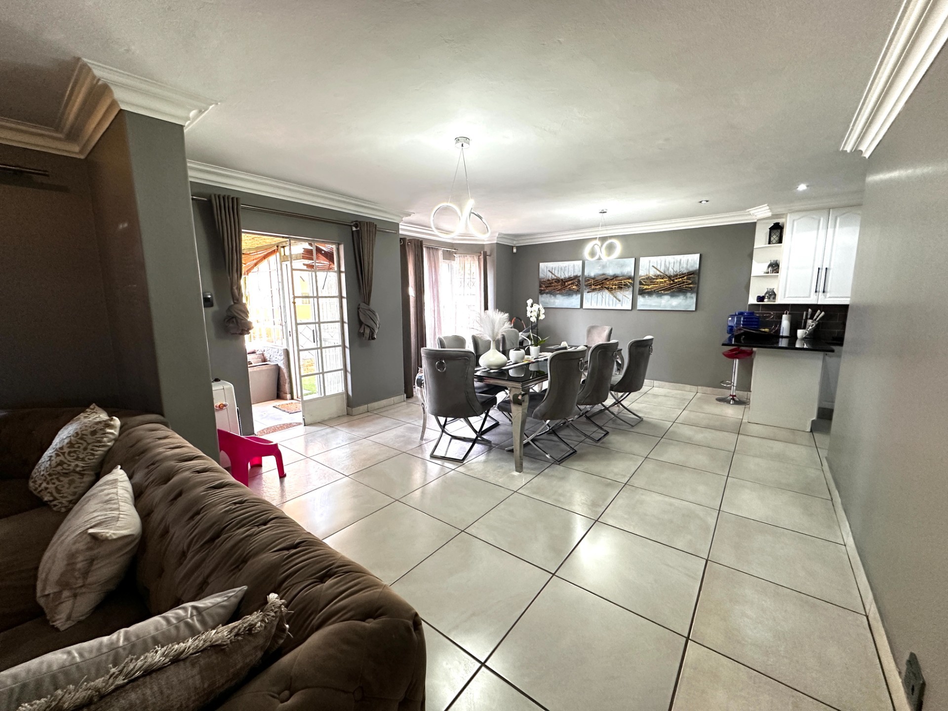 Townhouse for sale in Capital Park, Pretoria, 184 m²