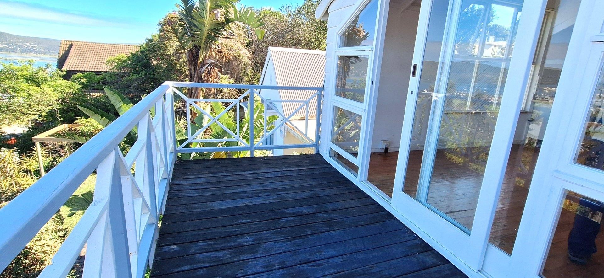 Apartment for rent in Knysna Central, Knysna, 43 m²