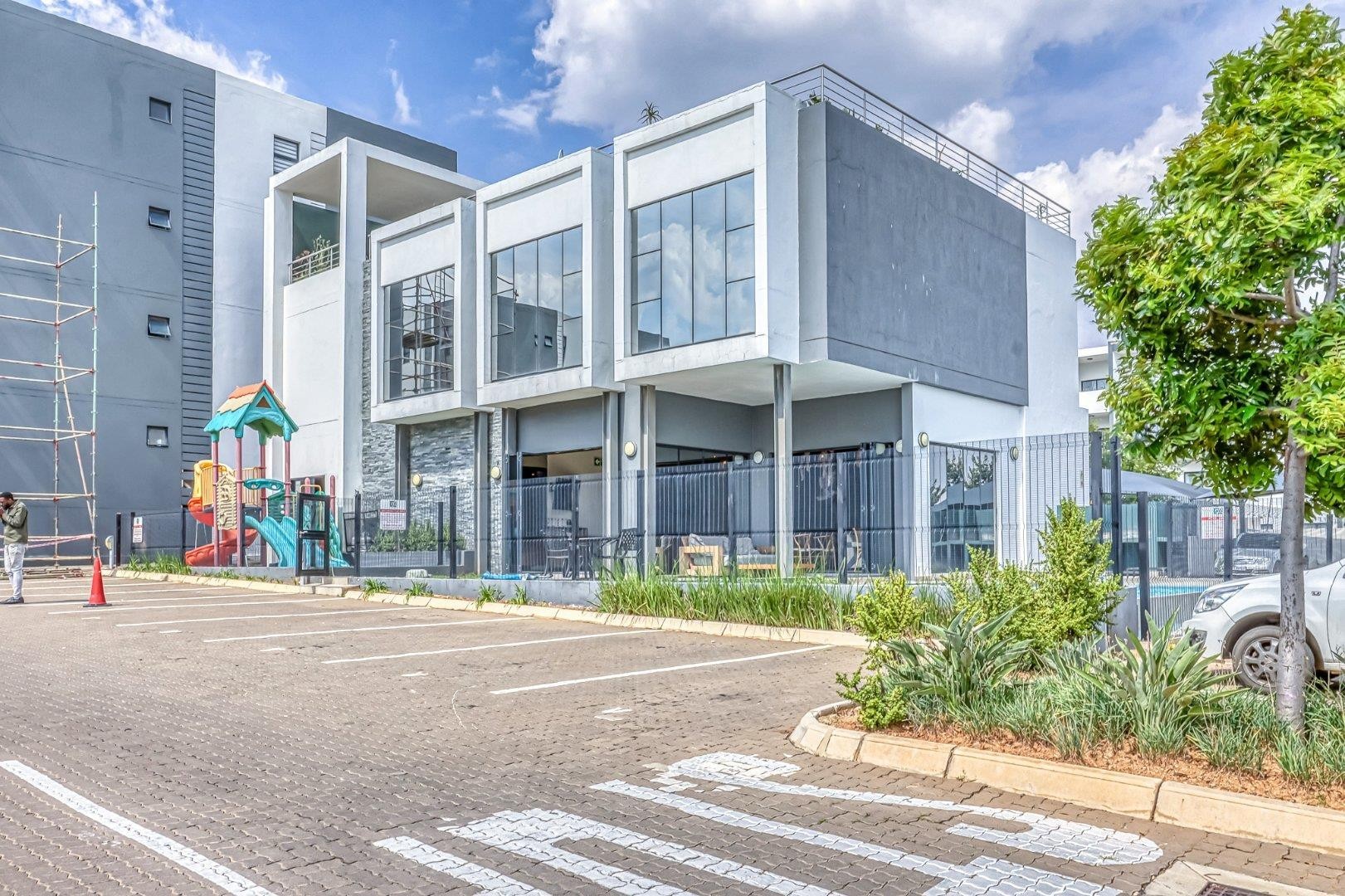 Apartment for sale in Carlswald, Midrand