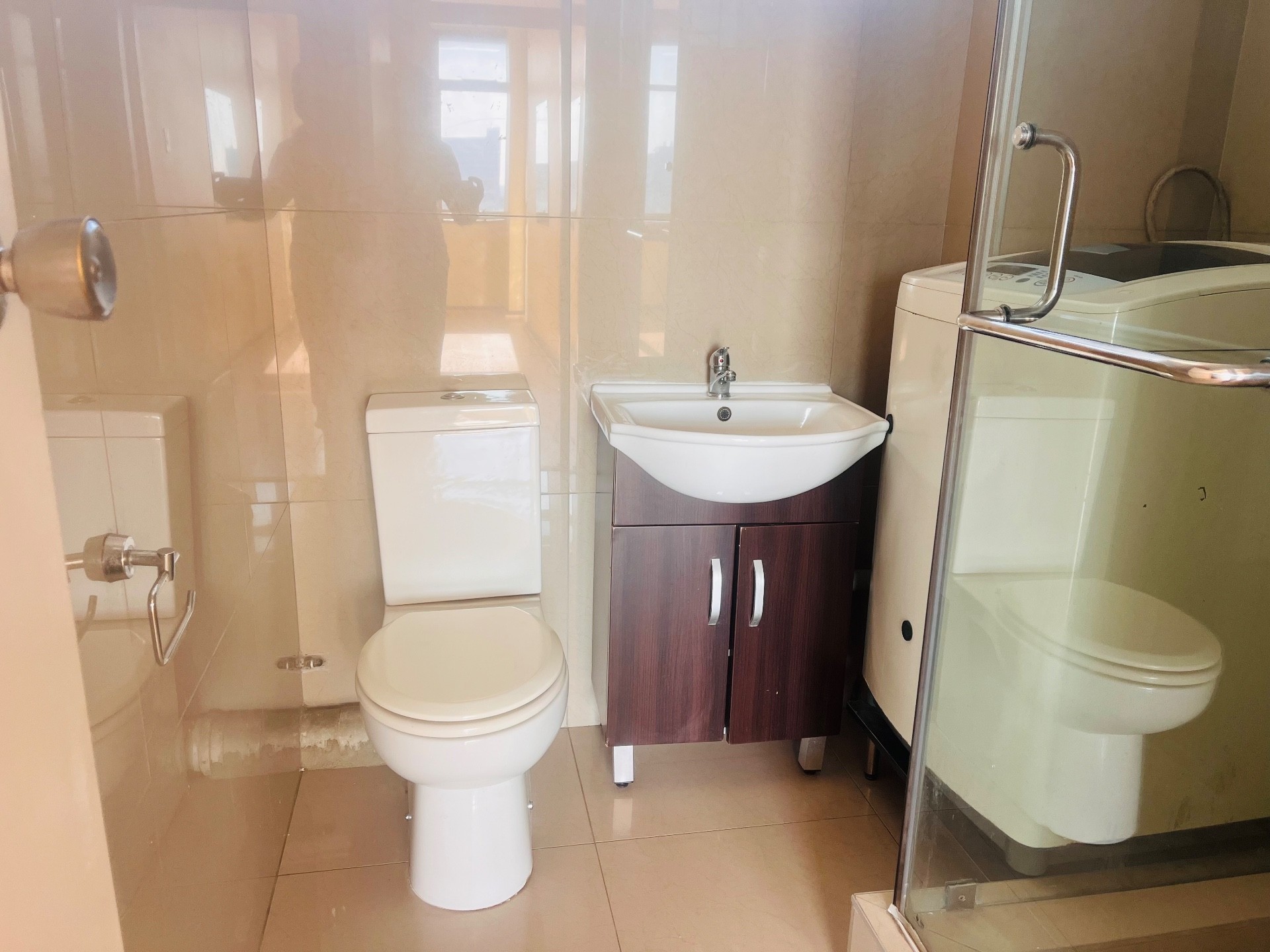 Apartment for sale in Glenwood, Durban, KwaZulu Natal, 74 m²