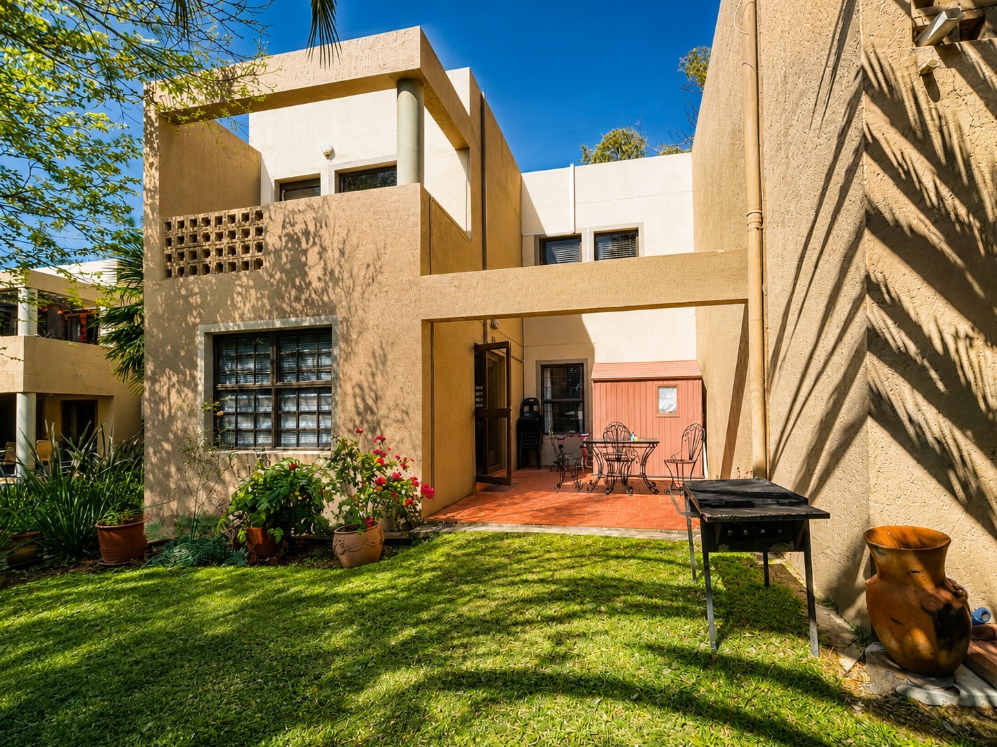 Townhouse for sale in New Market Park, New Market, Alberton, 99 m²