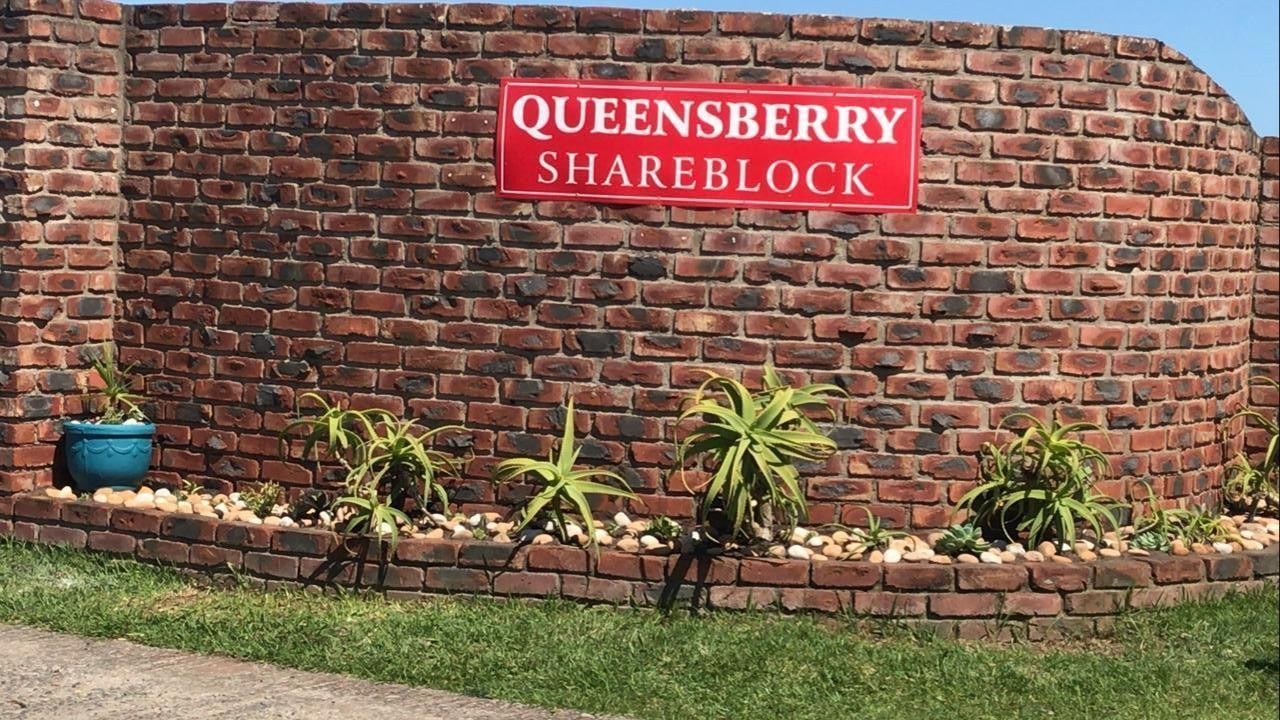 House for sale in Queensberry Bay, East London, 345 m²