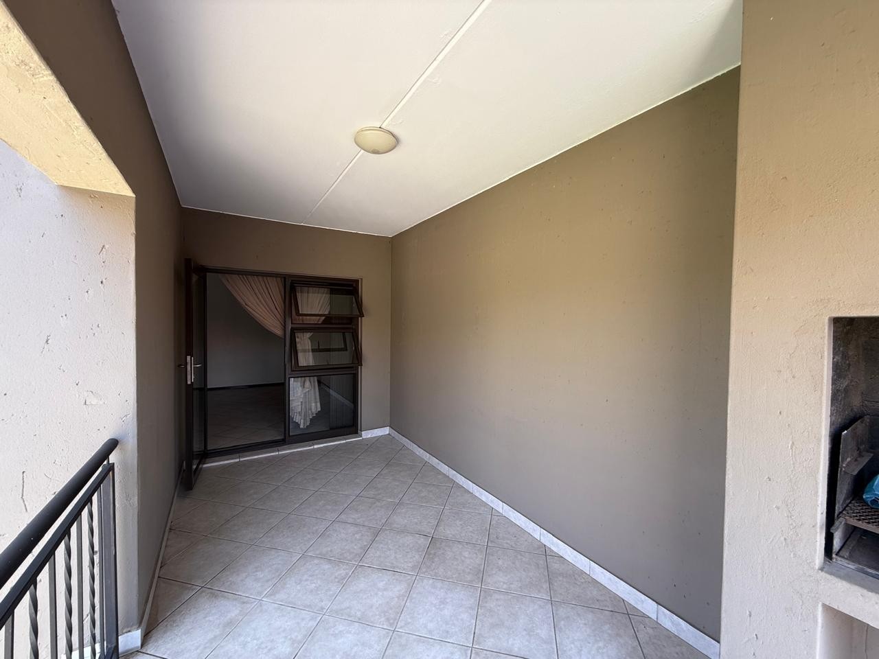 Apartment for rent in Goedeburg, Benoni, 00 0 (0th floor), Waterfall park, 0 Beryl street, Goedeburg, Benoni, Gauteng