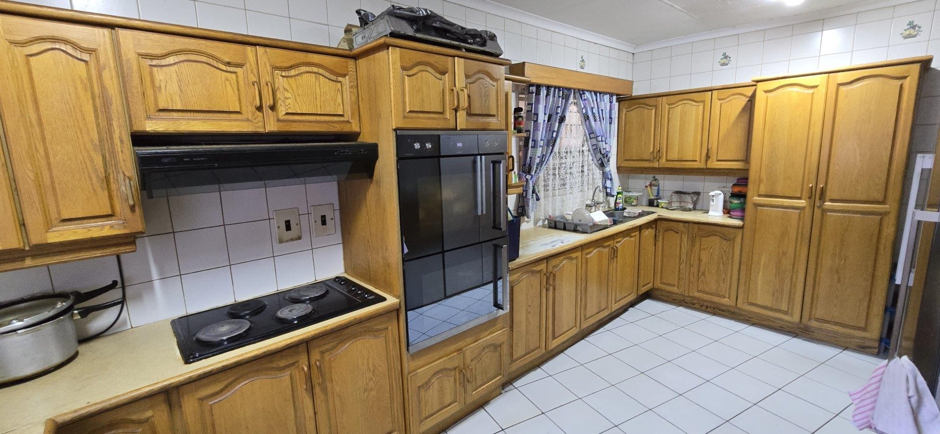 House for sale in Bedworth Park, Vereeniging, 2000 m²