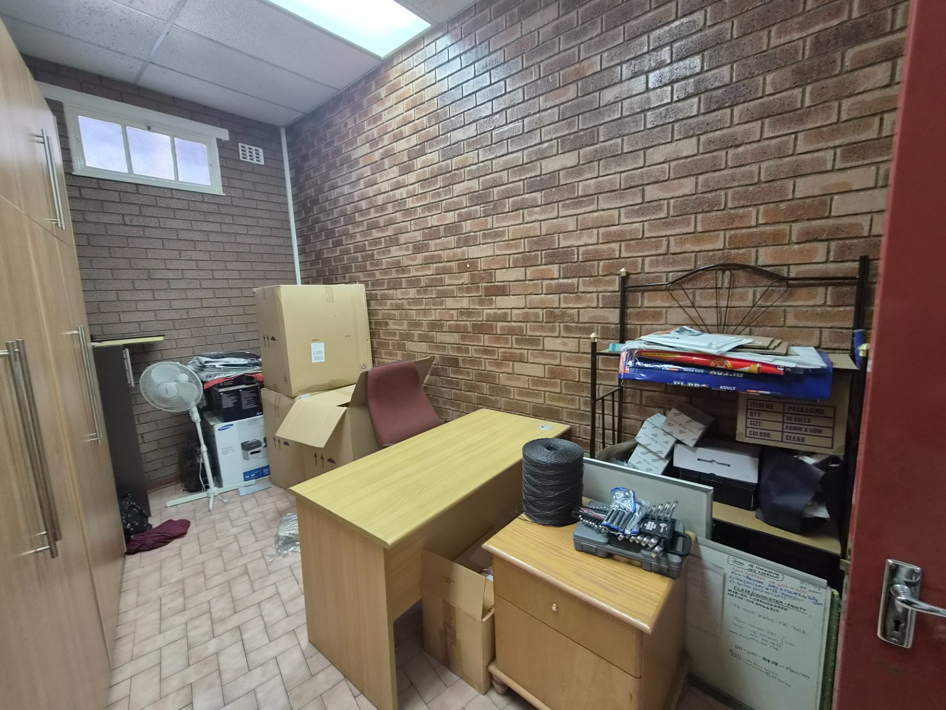 Warehouse for rent in Wychwood, Germiston, 500 m²