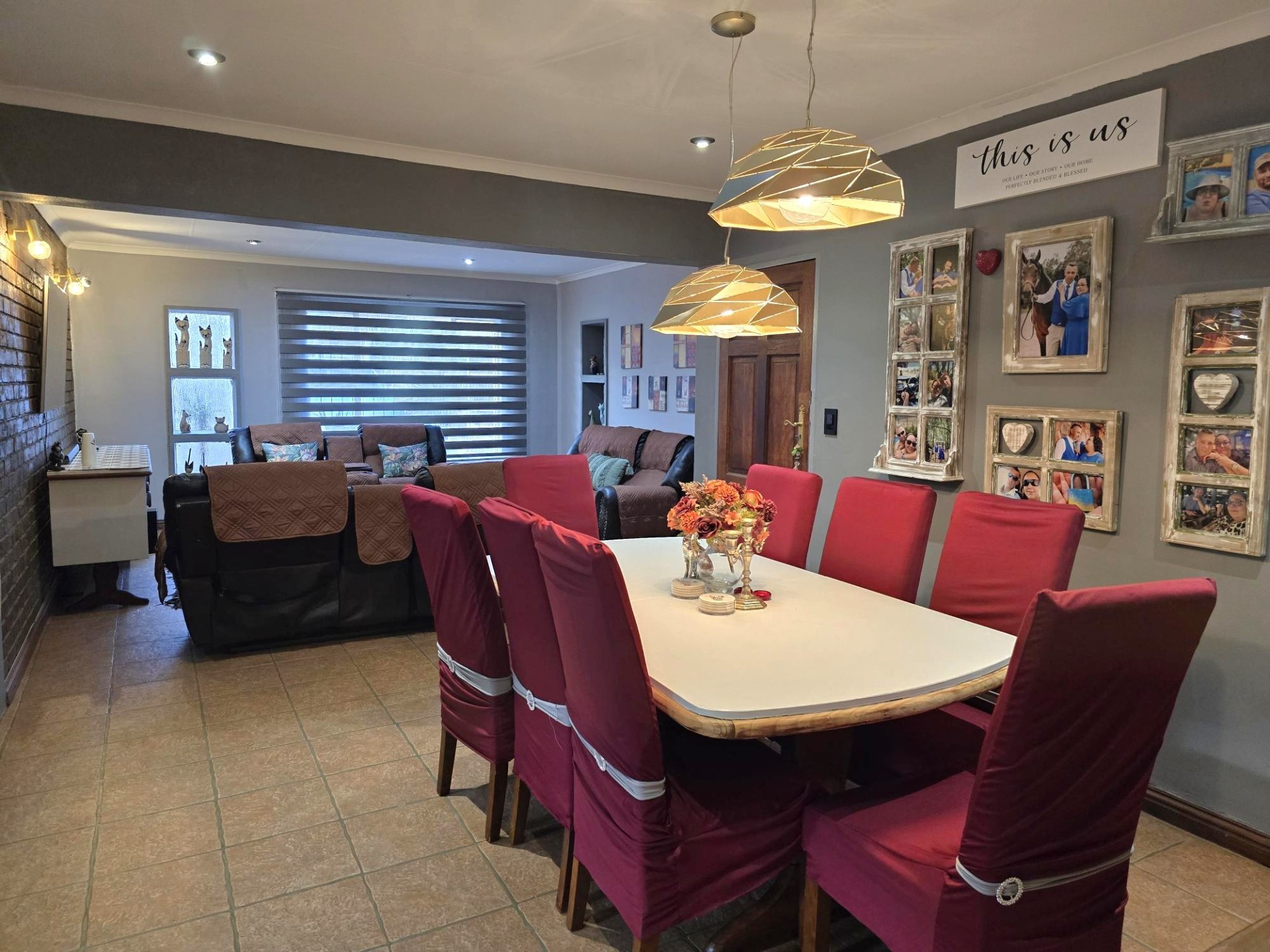 House for sale in Glen Marais, Kempton Park, 701 m²