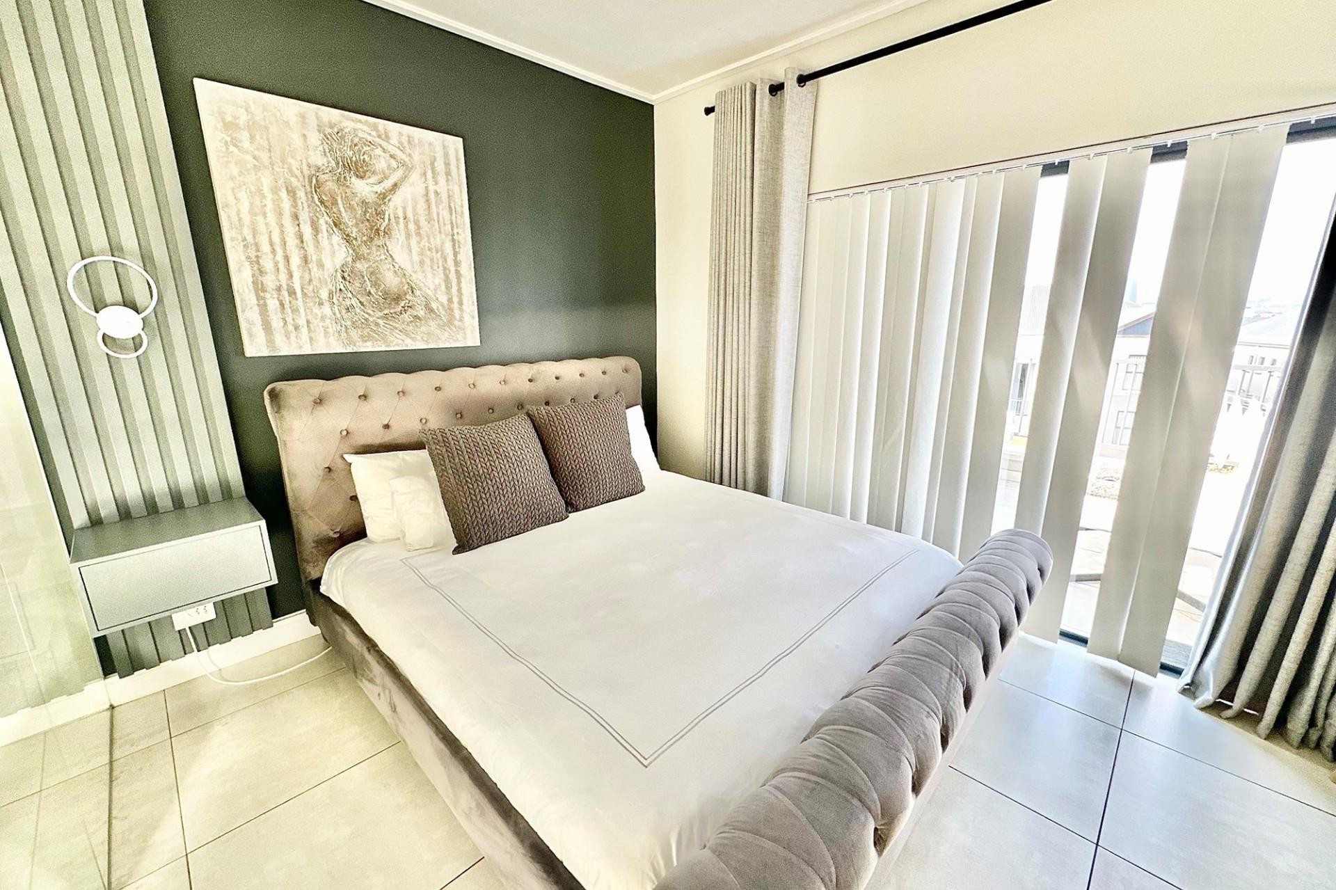 Penthouse for rent in The Polofields, Waterfall, Midrand, 3105 BTA (2nd floor), The Polofields Lifestyle, 1 Polofields Drive, The Polofields, Waterfall, Midrand, Gauteng, 110 m²