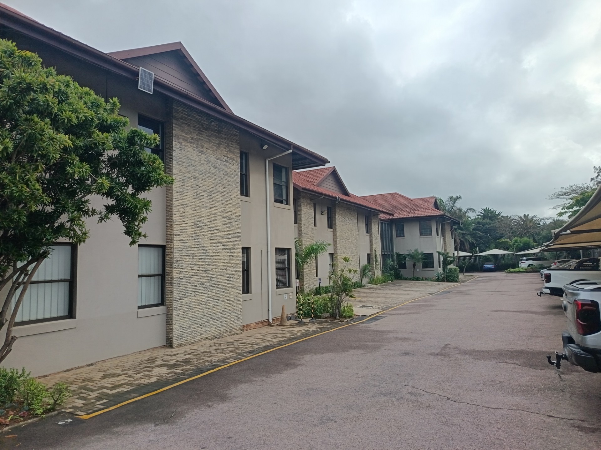 Office for rent in Glenashley, Durban North, KwaZulu Natal, 81 m²