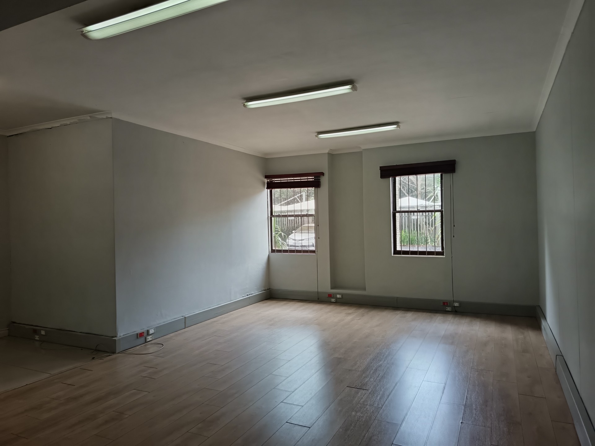 Office for rent in Glenashley, Durban North, KwaZulu Natal, 81 m²