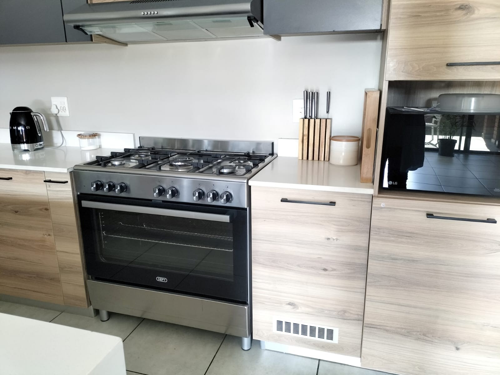 Townhouse for rent in Six Fountains Residential Estate, Six Fountains, Pretoria, 192 m²