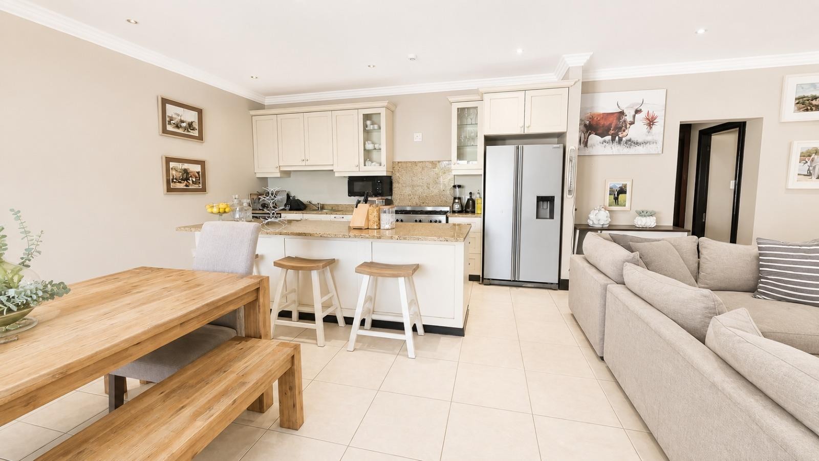 House for sale in Zimbali Estate, Ballito, KwaZulu Natal, 210 m²