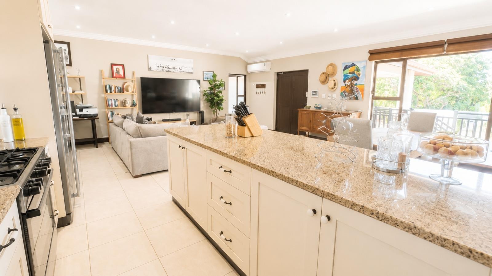 House for sale in Zimbali Estate, Ballito, KwaZulu Natal, 210 m²