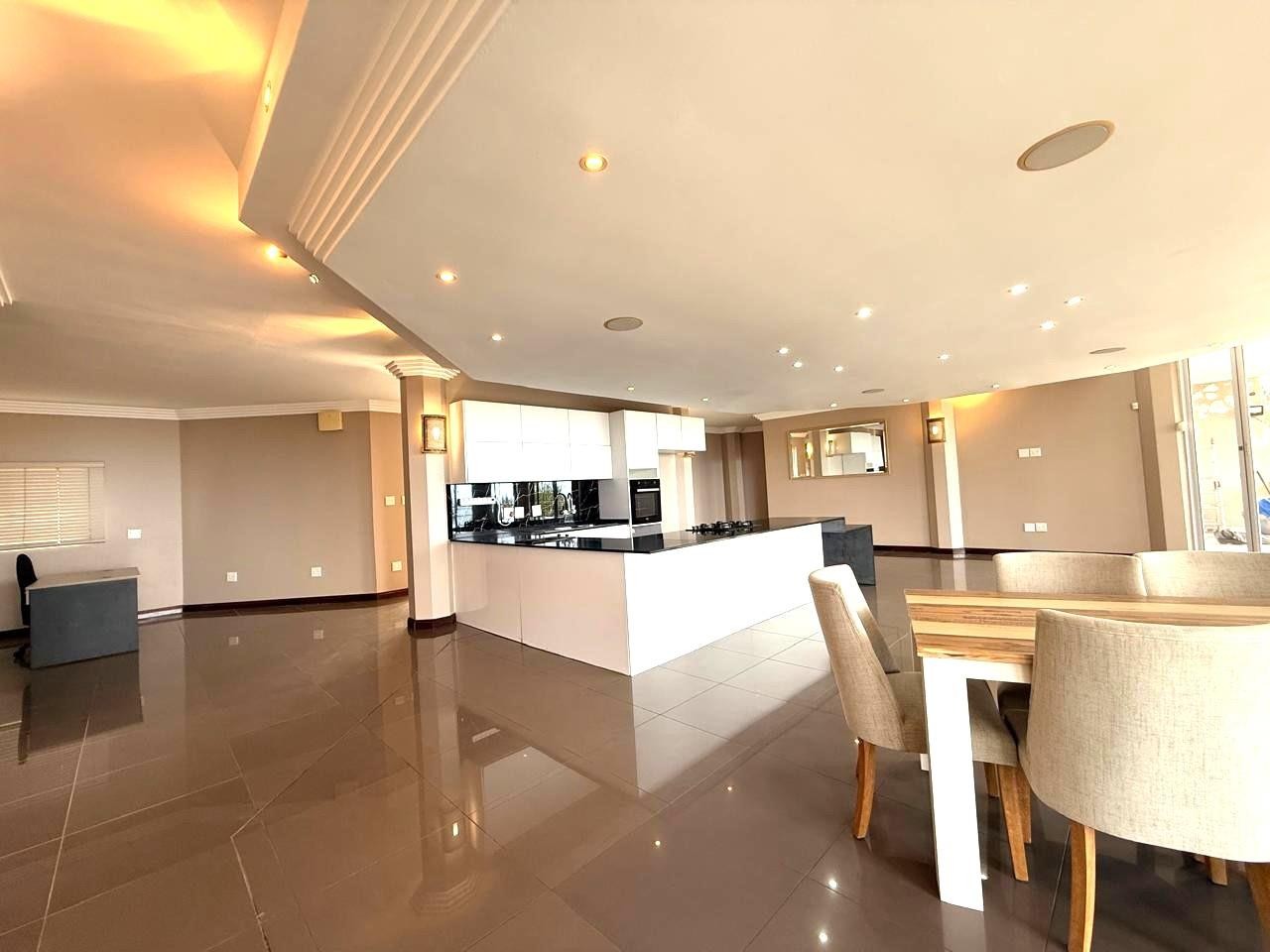 Apartment for rent in Ballito Central, Ballito, KwaZulu Natal, 176 m²