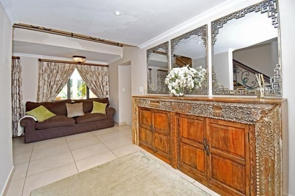 House for sale in Fourways Gardens, Sandton, 514 m²