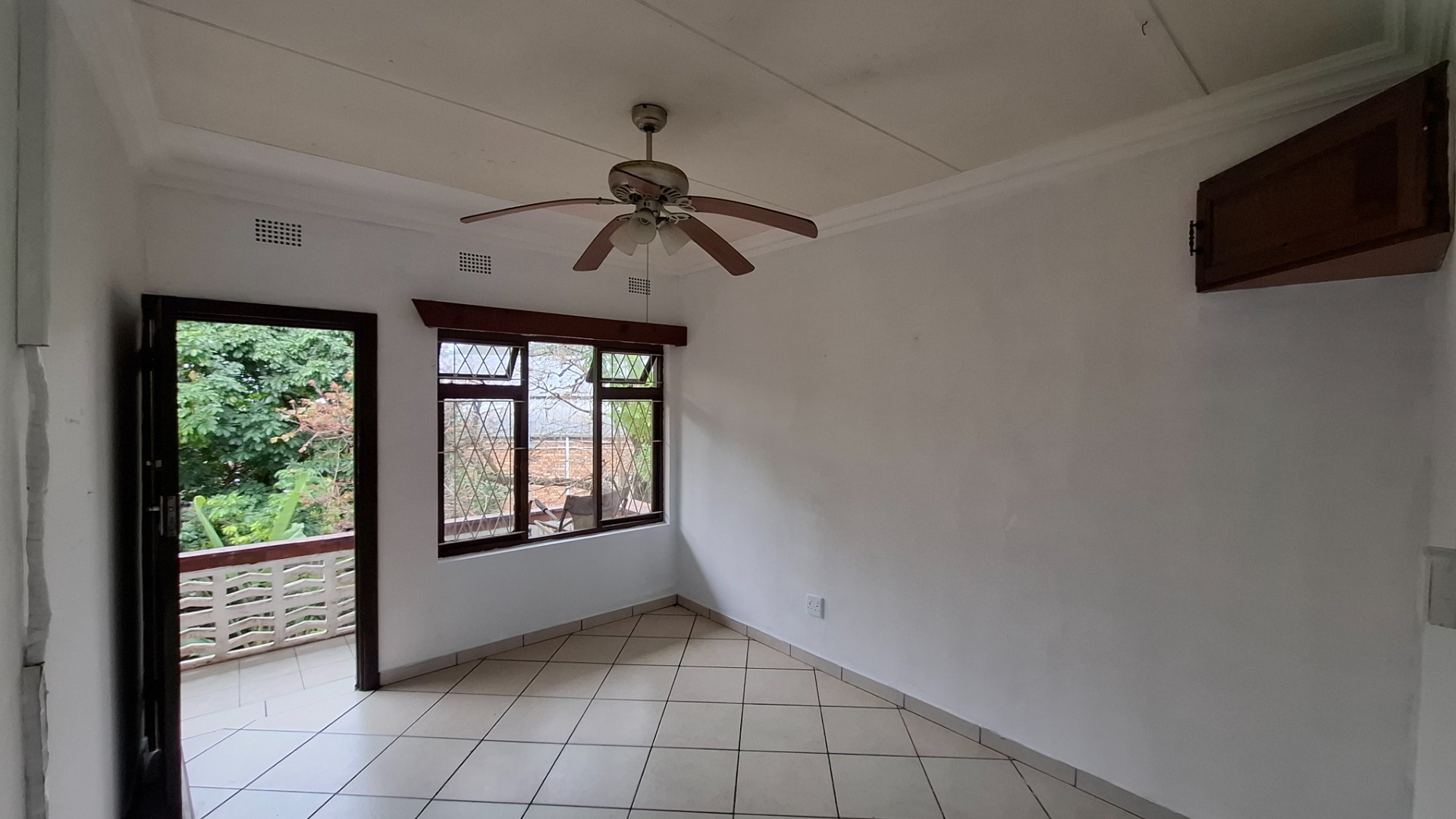 Apartment for sale in Ramsgate, Margate, KwaZulu Natal, 81 m²